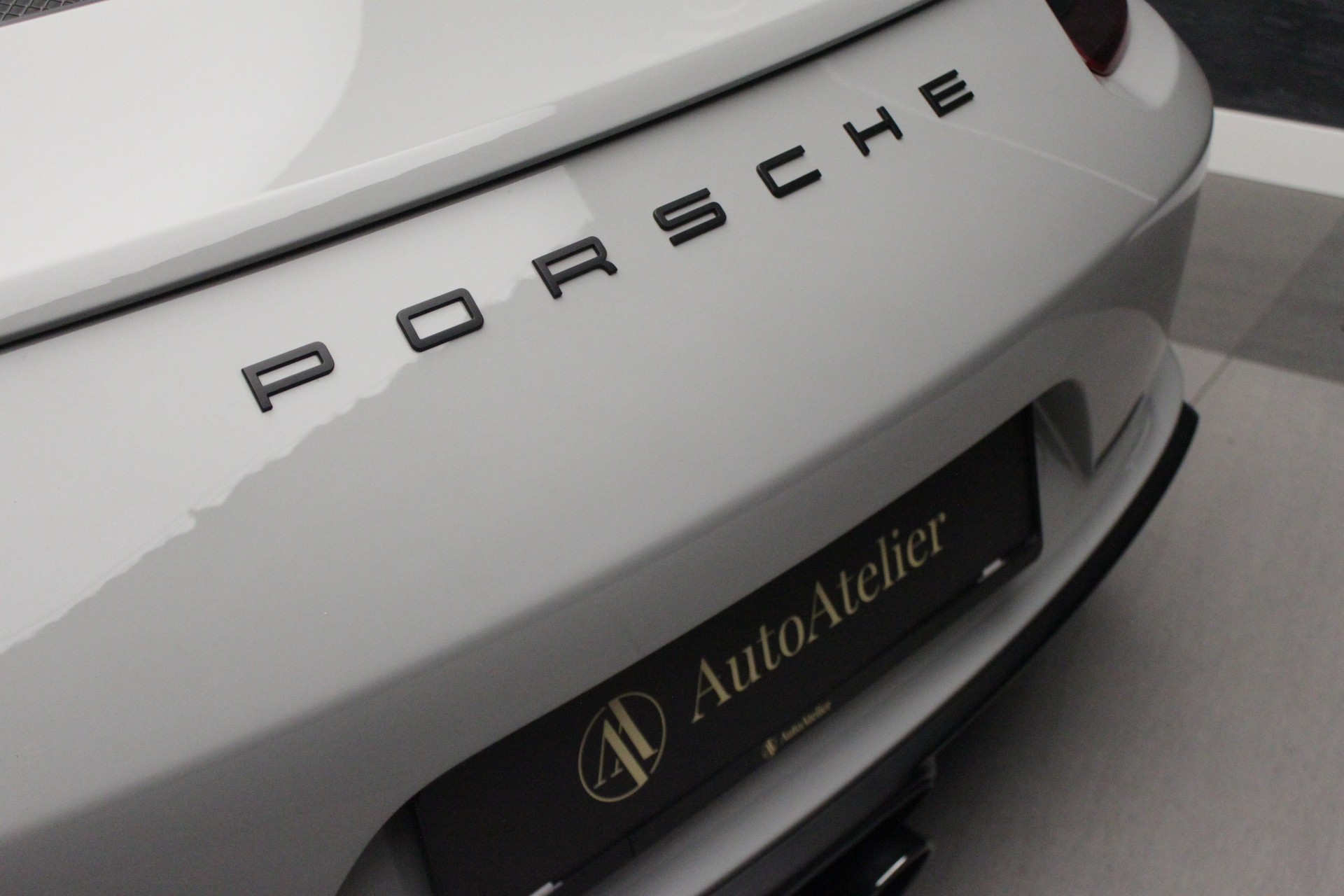 PORSCHE 911 GT3 PDK-image-11