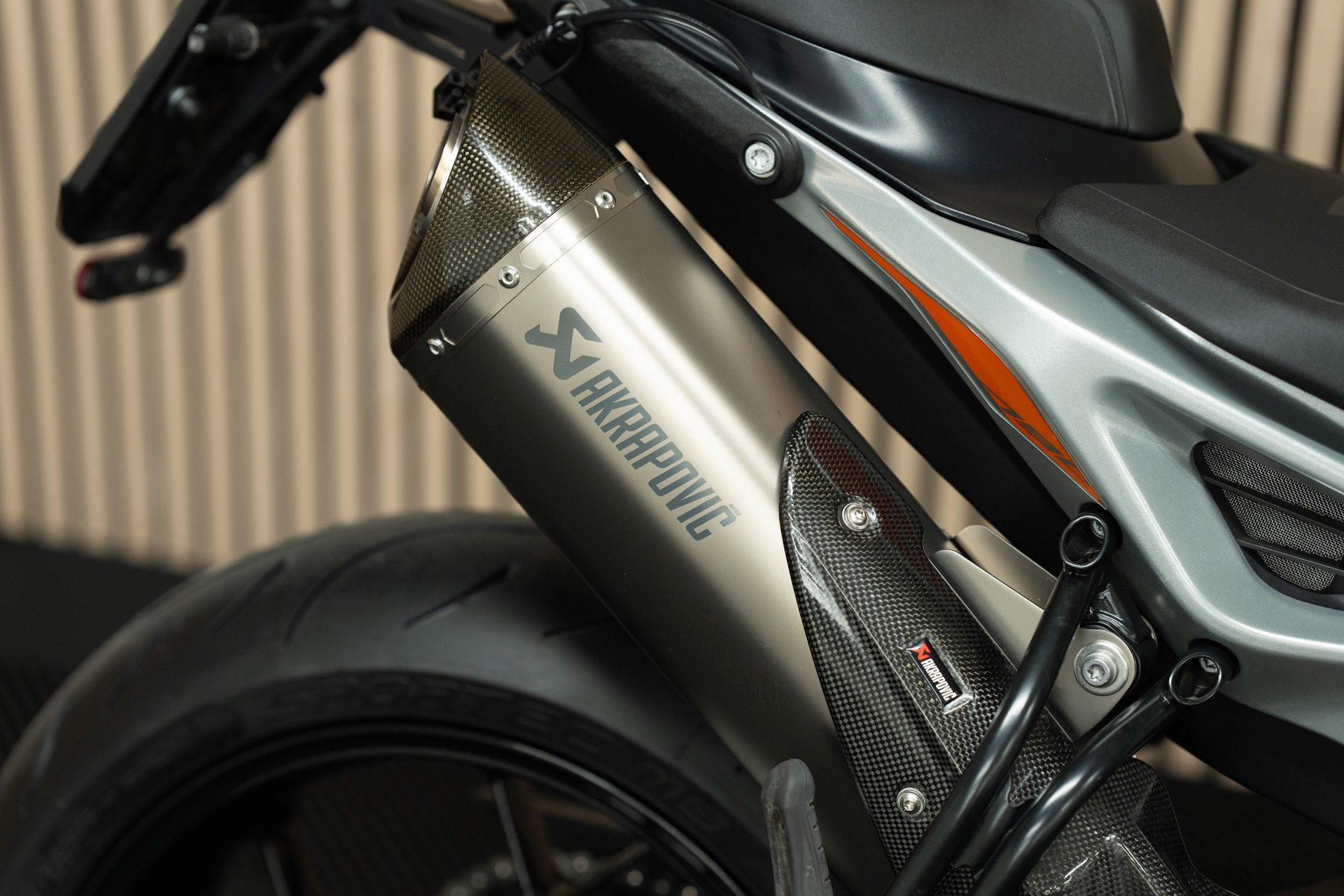 KTM 790 Duke-image-4