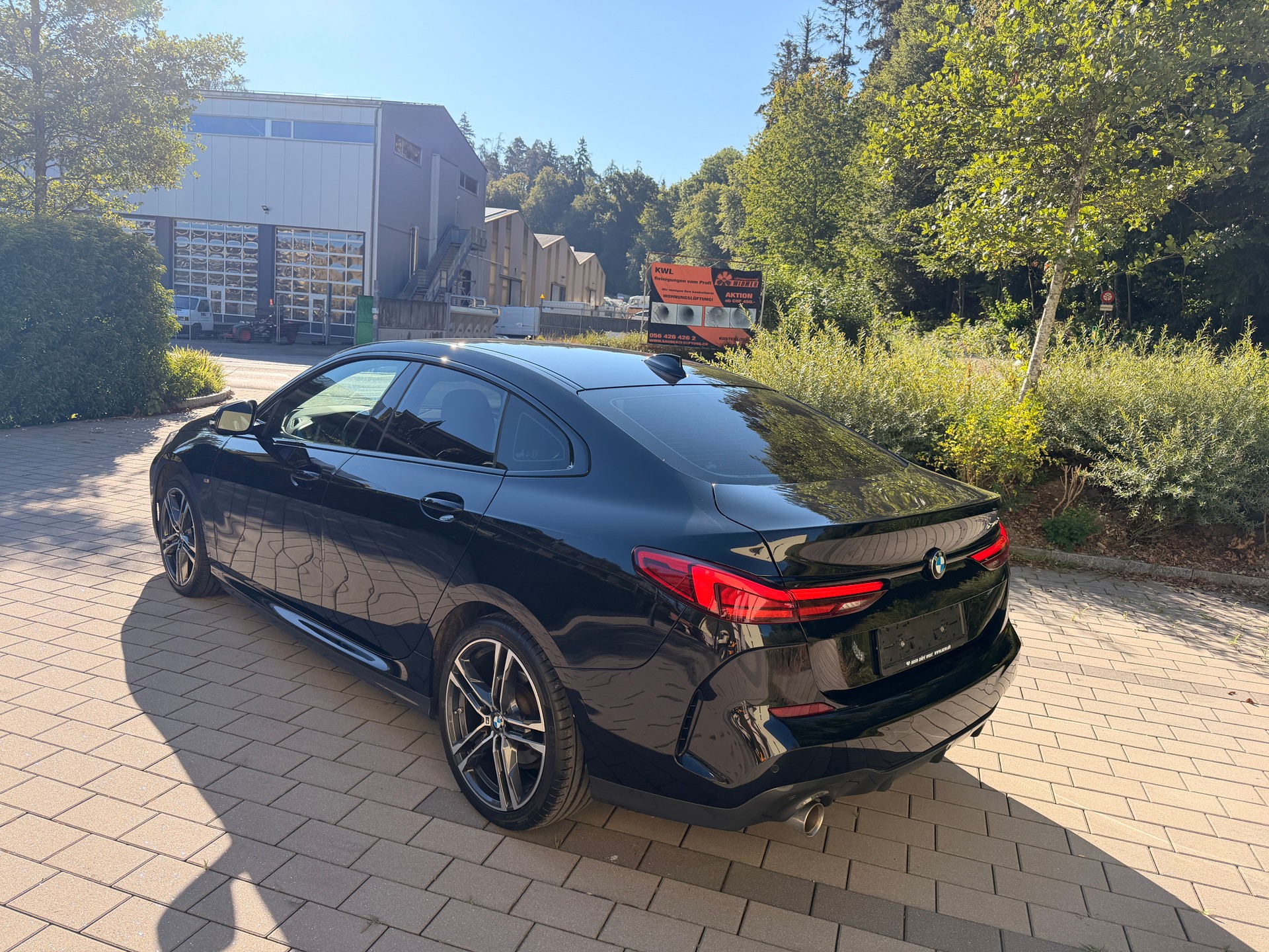 BMW 218i Gran Coupé M Sport Steptronic-showroom-element-1