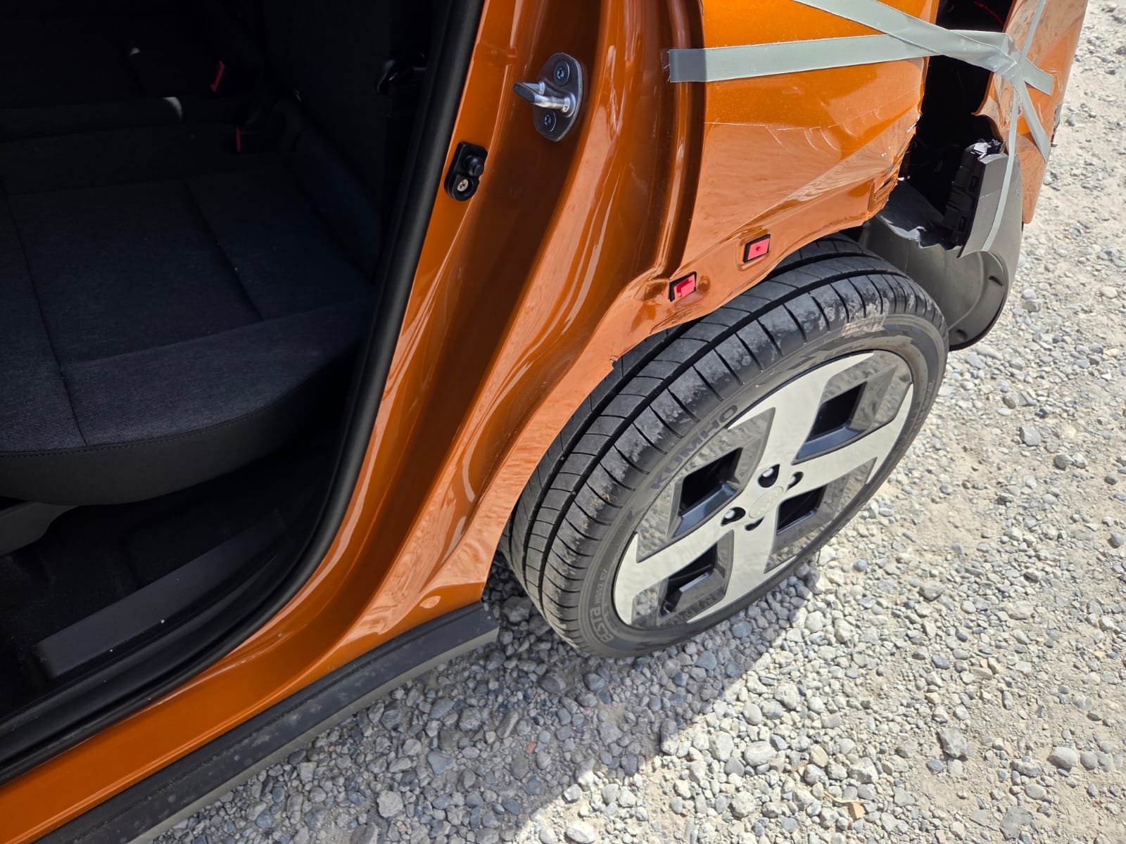 HYUNDAI Inster 49kWh Vertex-image-8