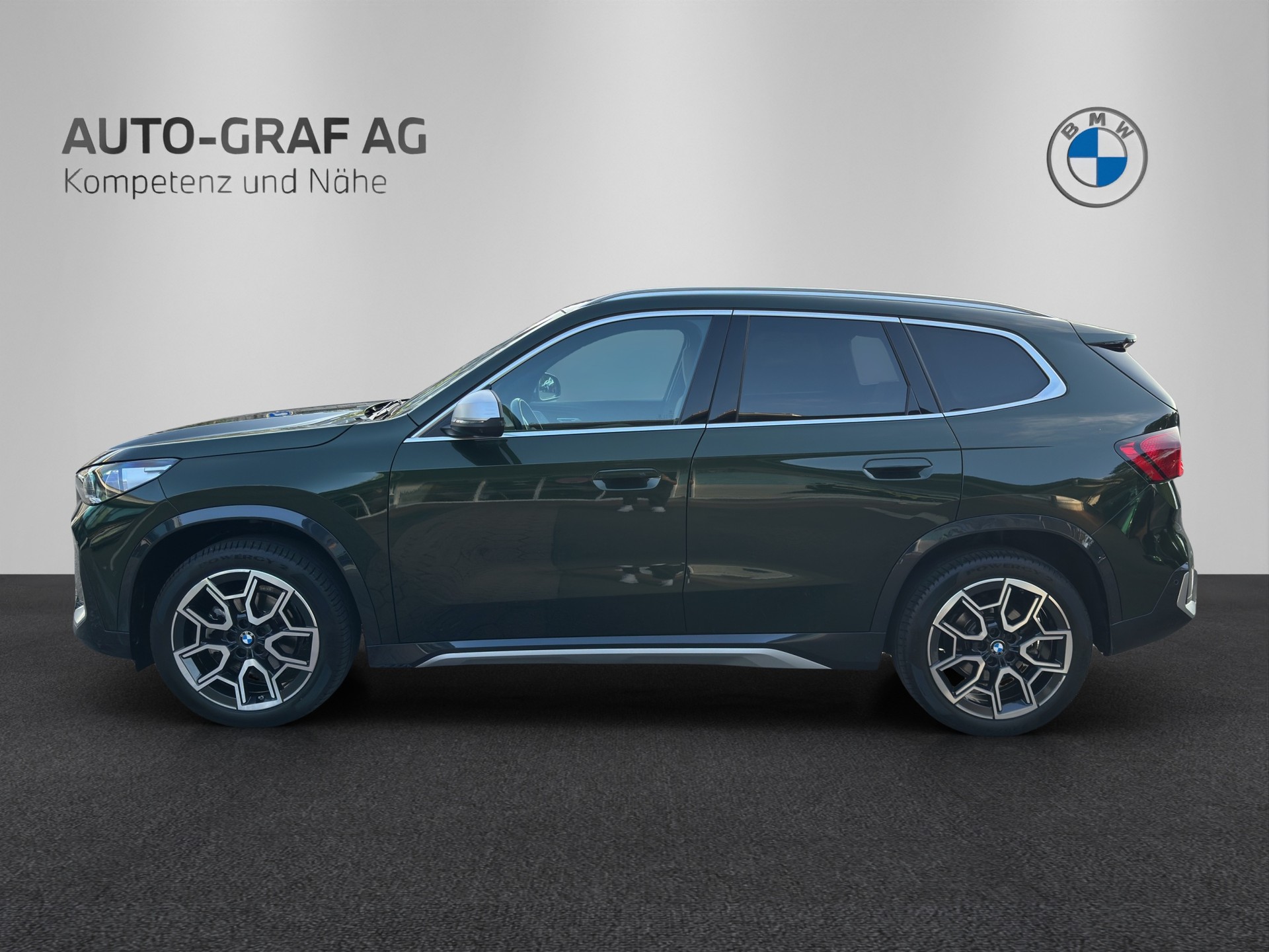 BMW X1 20d xDrive X Line-showroom-element-1