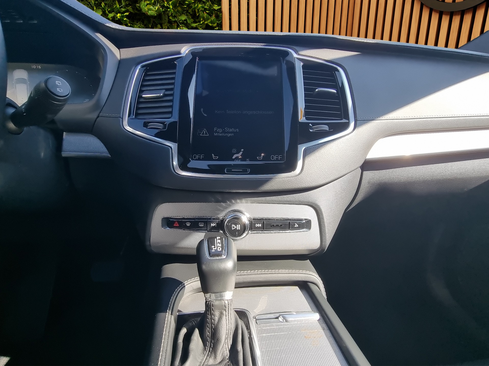 VOLVO XC90 2.0 D5 Inscription 7P. AWD-image-16