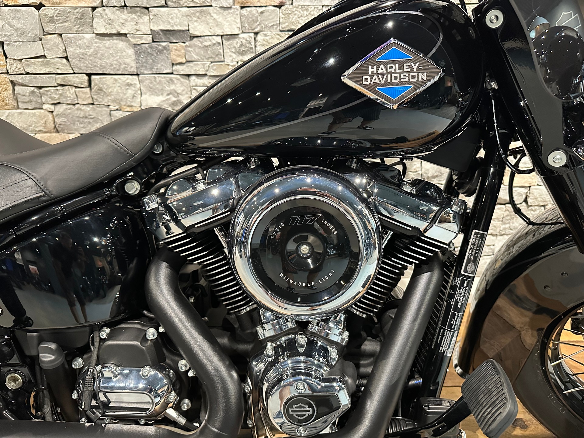 HARLEY-DAVIDSON FLHC Heritage Classic 117ci-image-3