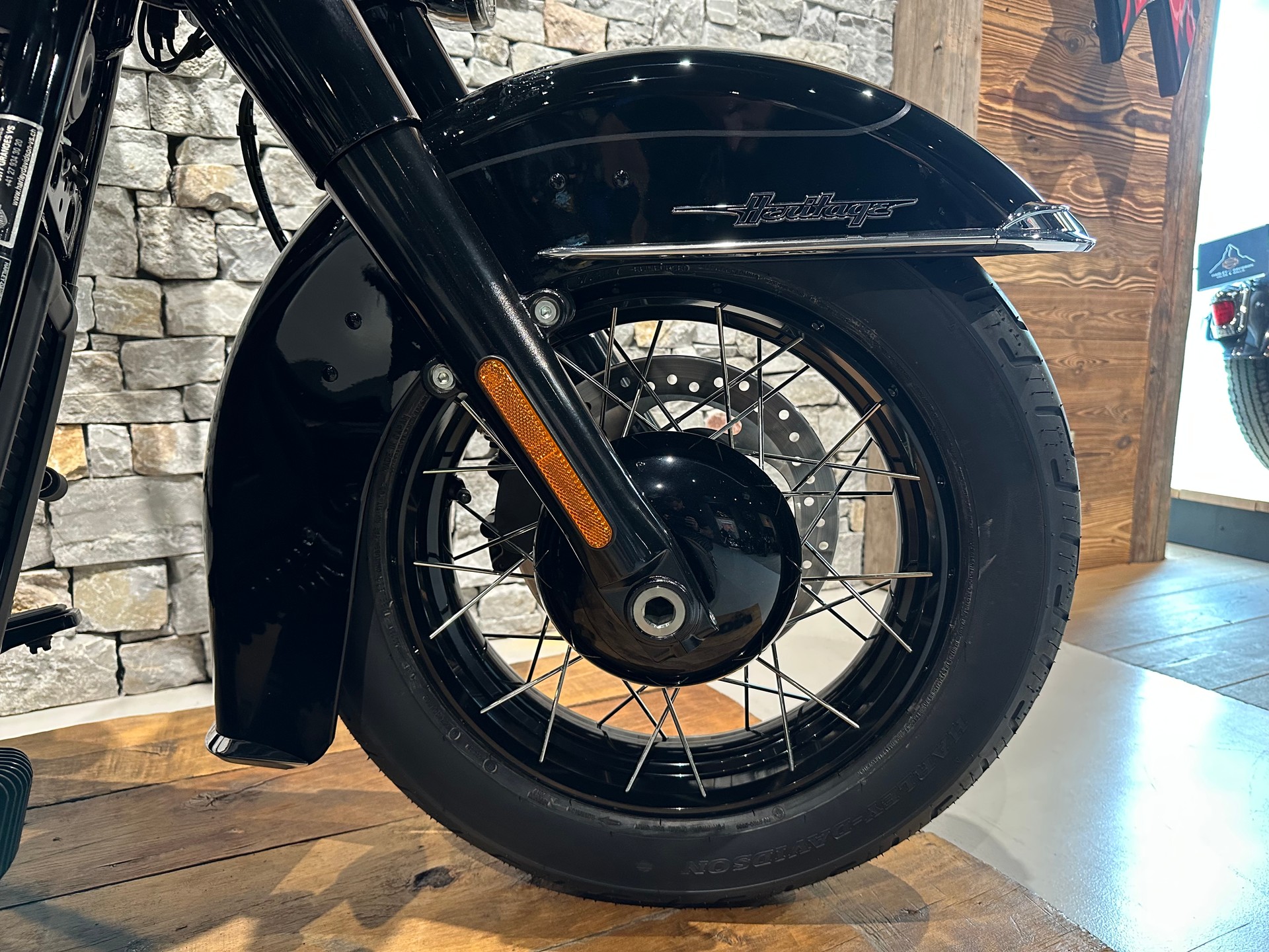 HARLEY-DAVIDSON FLHC Heritage Classic 117ci-image-5