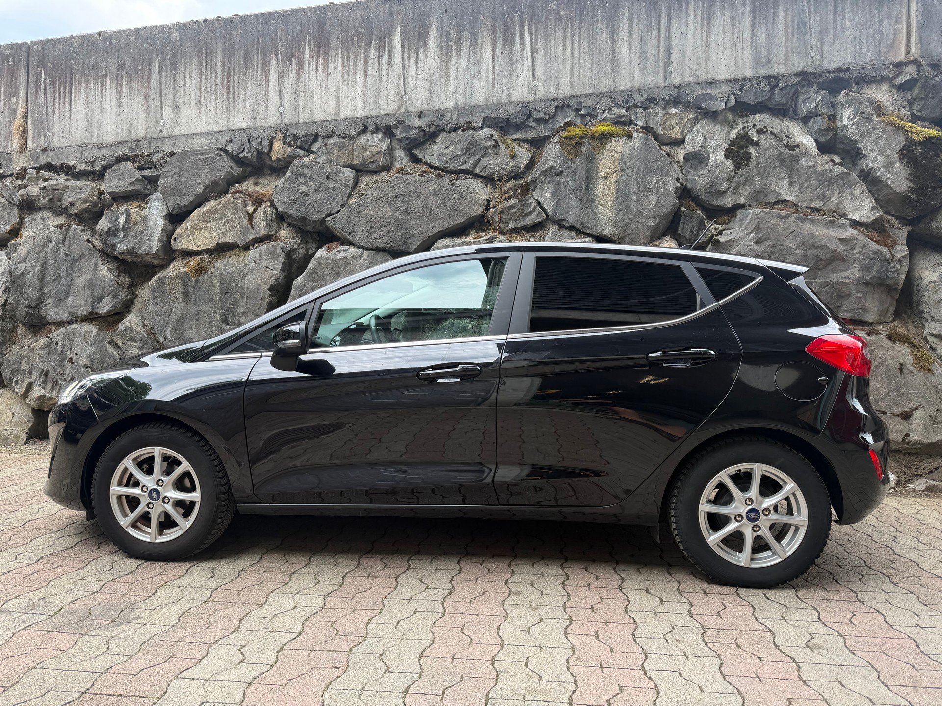 FORD Fiesta 1.1 SCTi Trend-image-4
