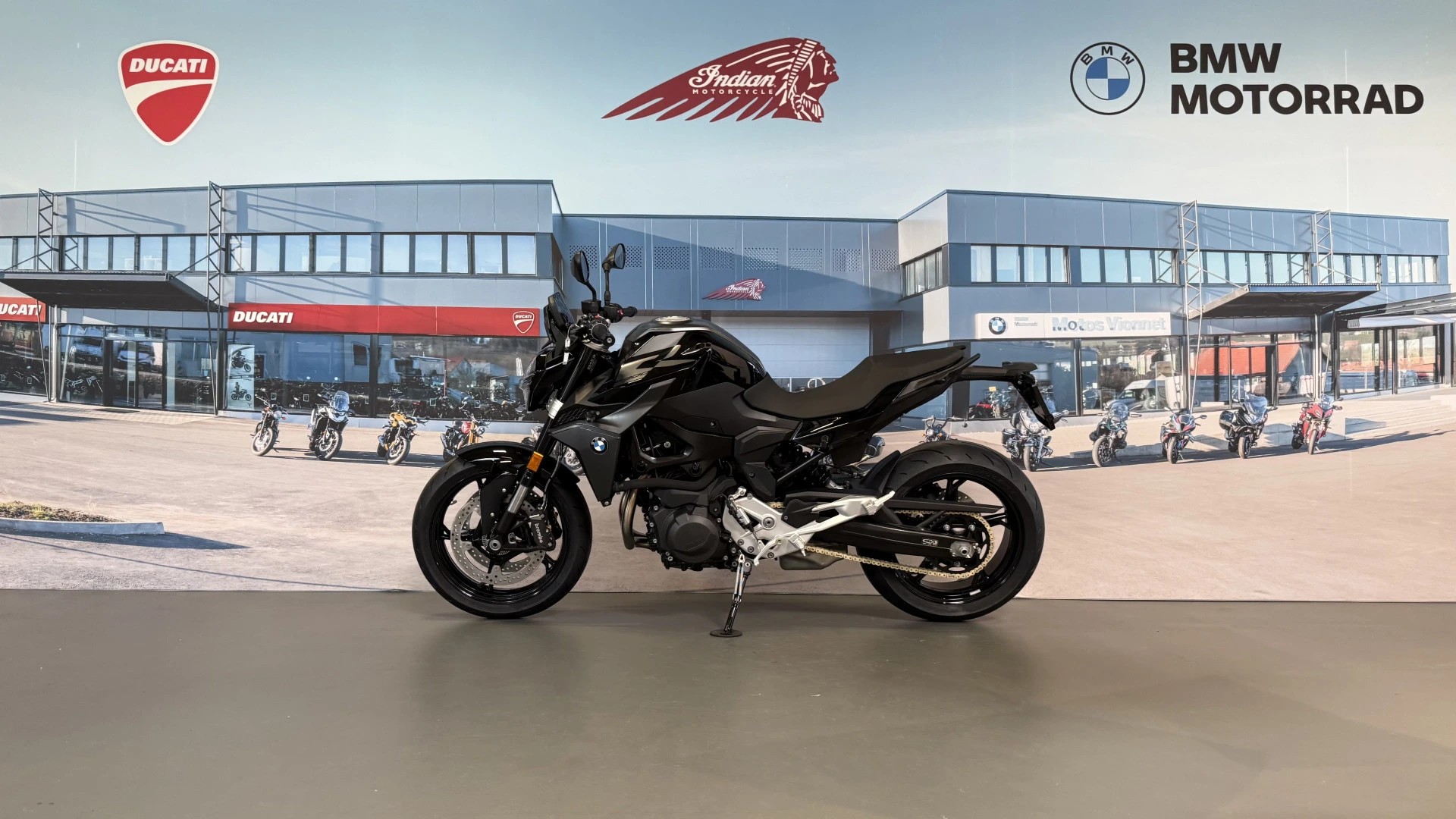 BMW F 900 R A2 (35kW)-image-3