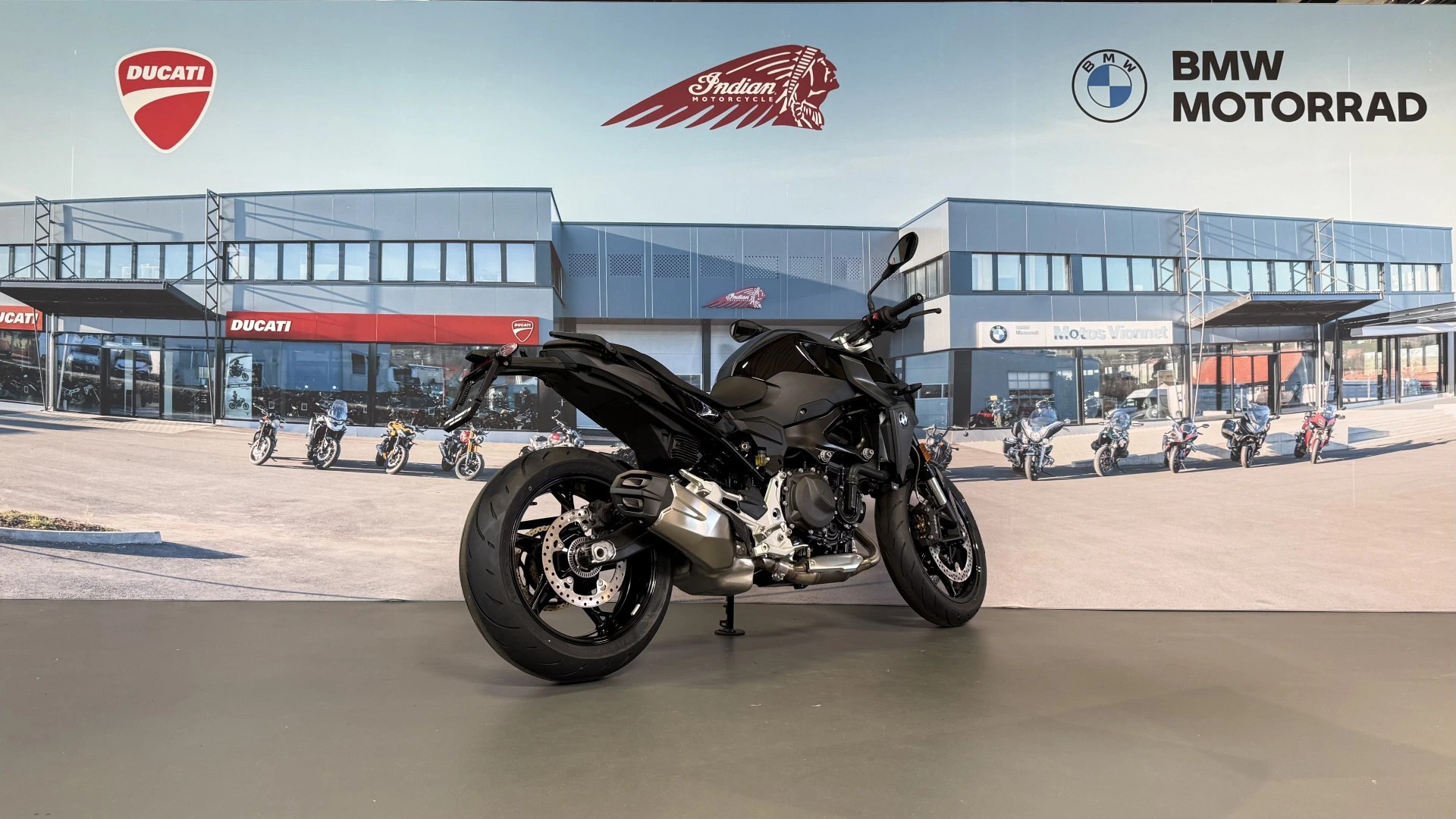 BMW F 900 R A2 (35kW)-image-4