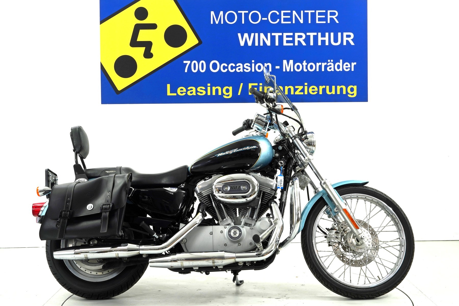 HARLEY-DAVIDSON XL 883C-image-0