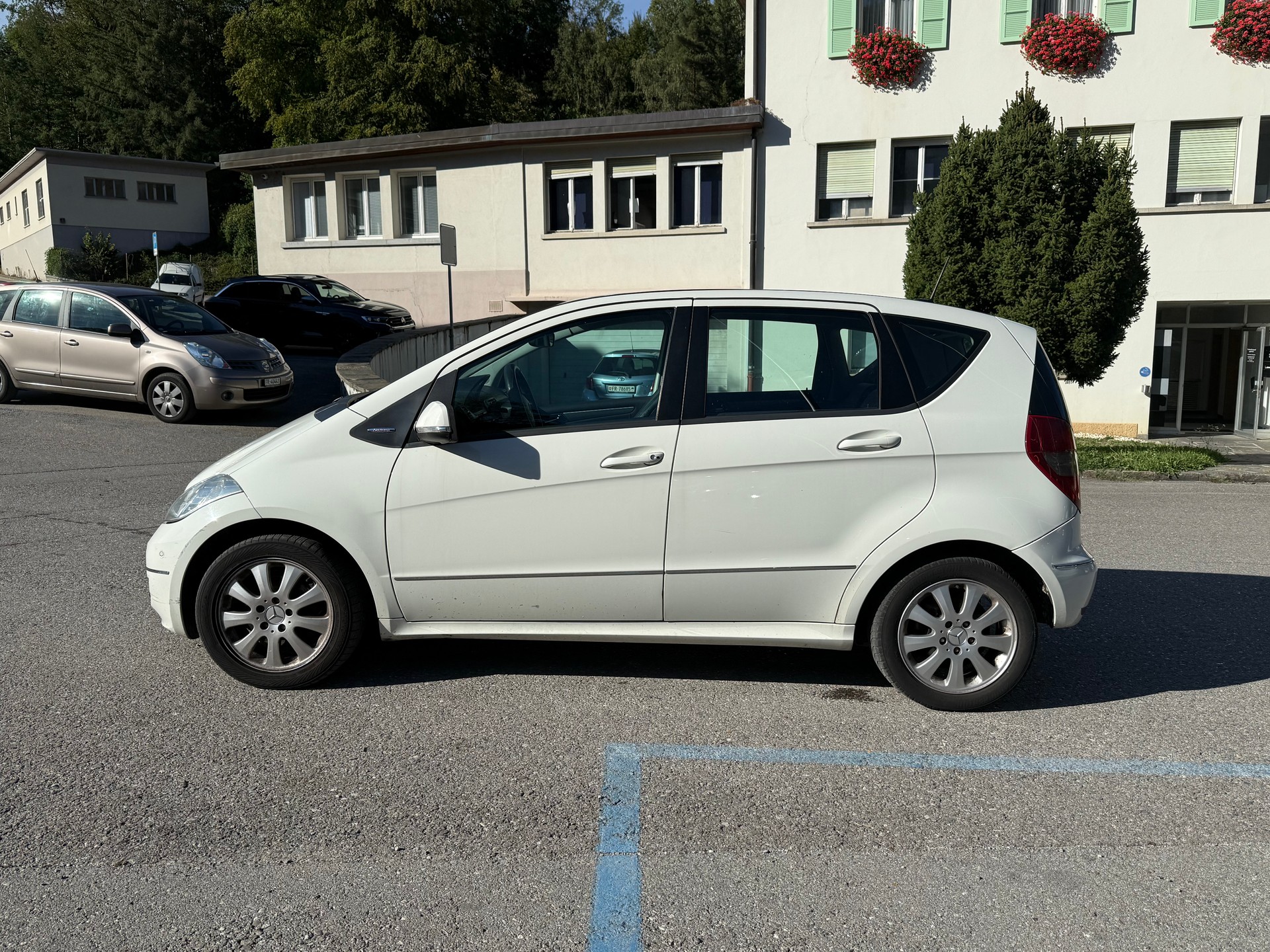 MERCEDES-BENZ A 180 CDI Avantgarde-showroom-element-3