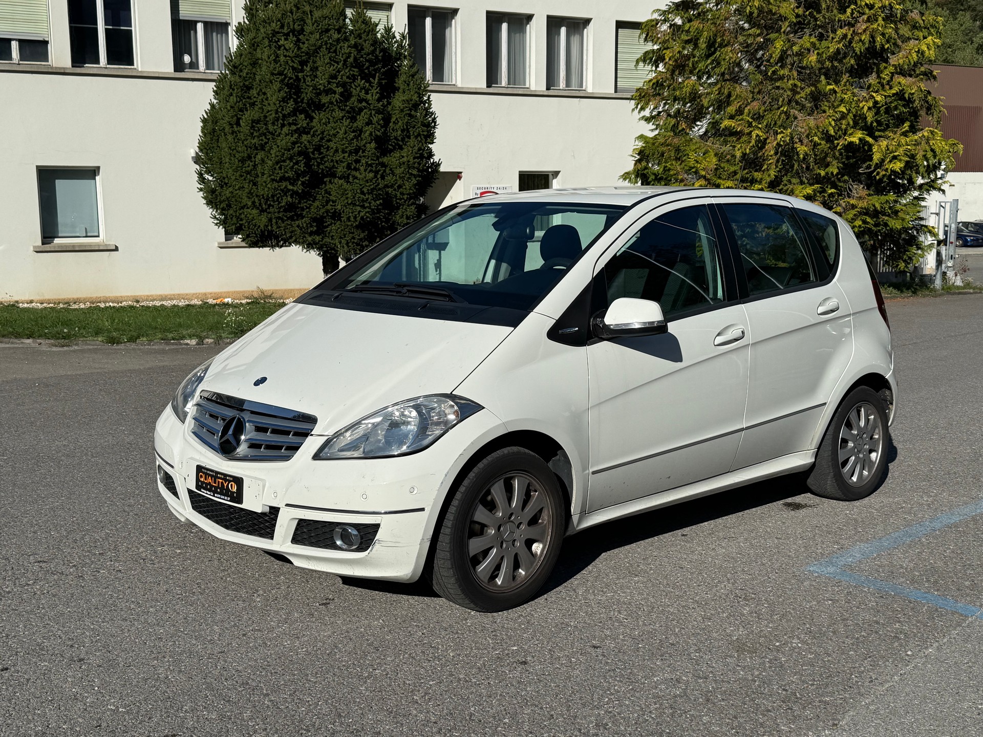 MERCEDES-BENZ A 180 CDI Avantgarde-showroom-element-2
