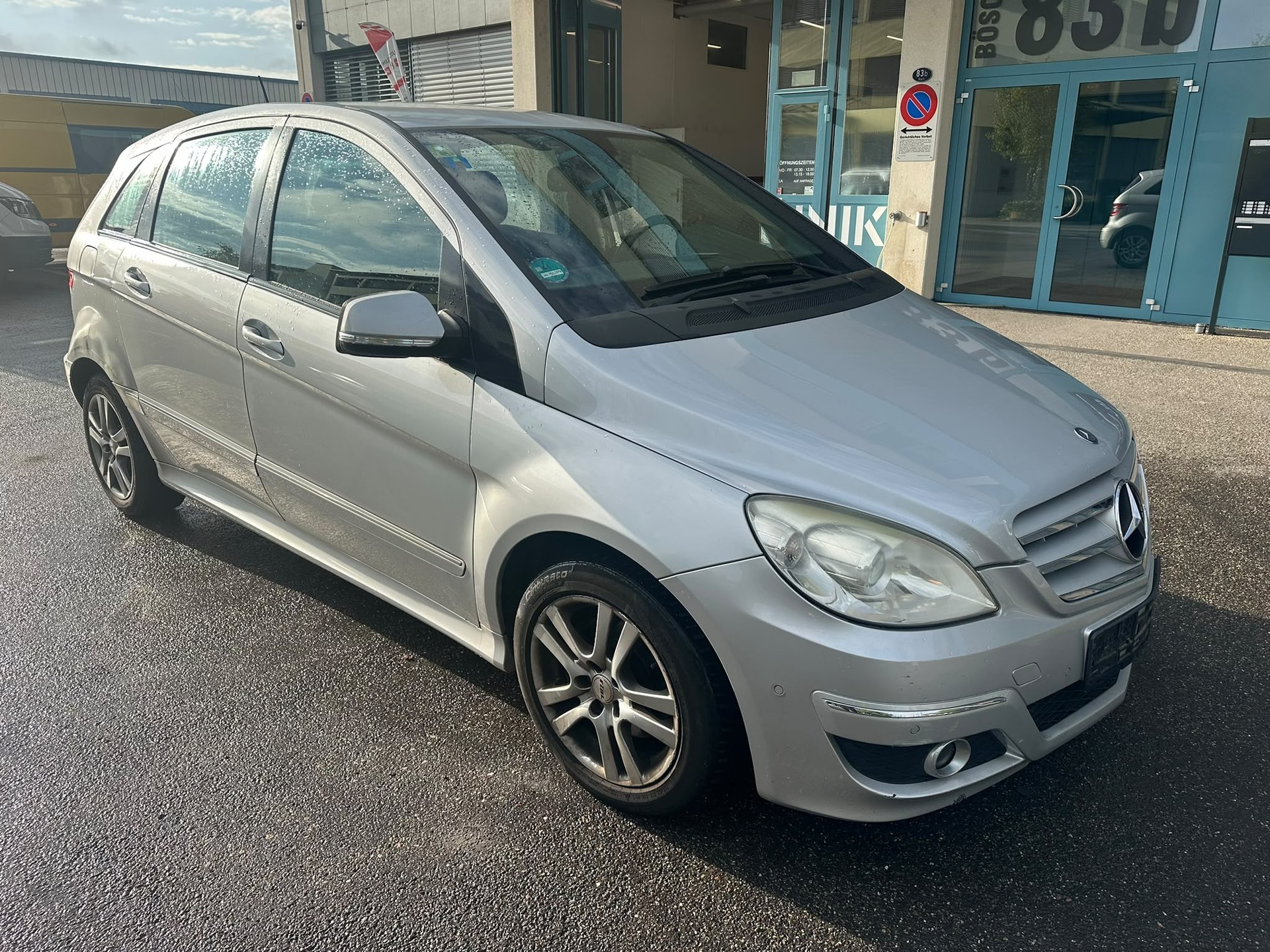 MERCEDES-BENZ B 180 CDI Autotronic-showroom-element-3