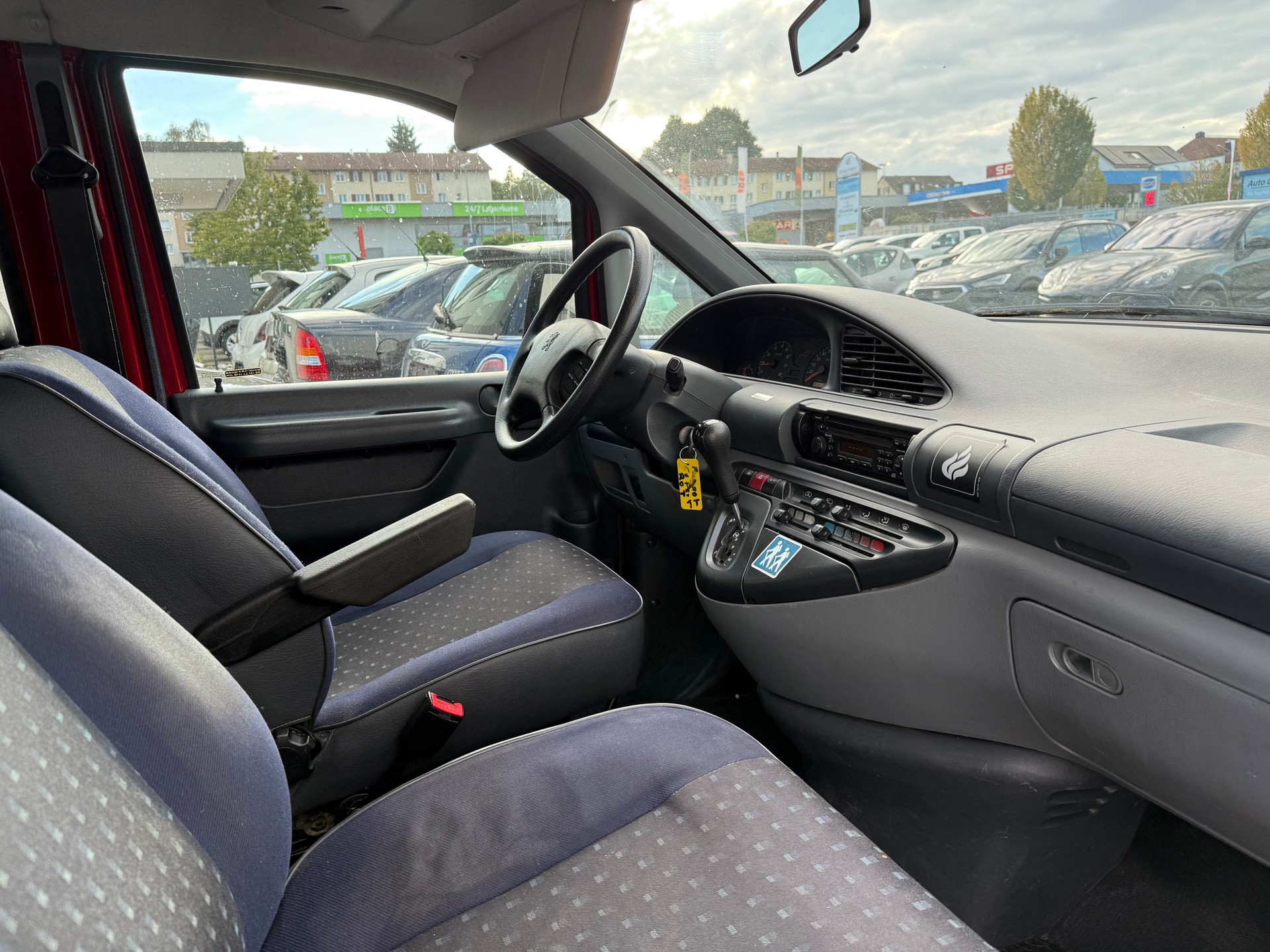 PEUGEOT Expert 2.0 220 C Swiss Pack-image-3