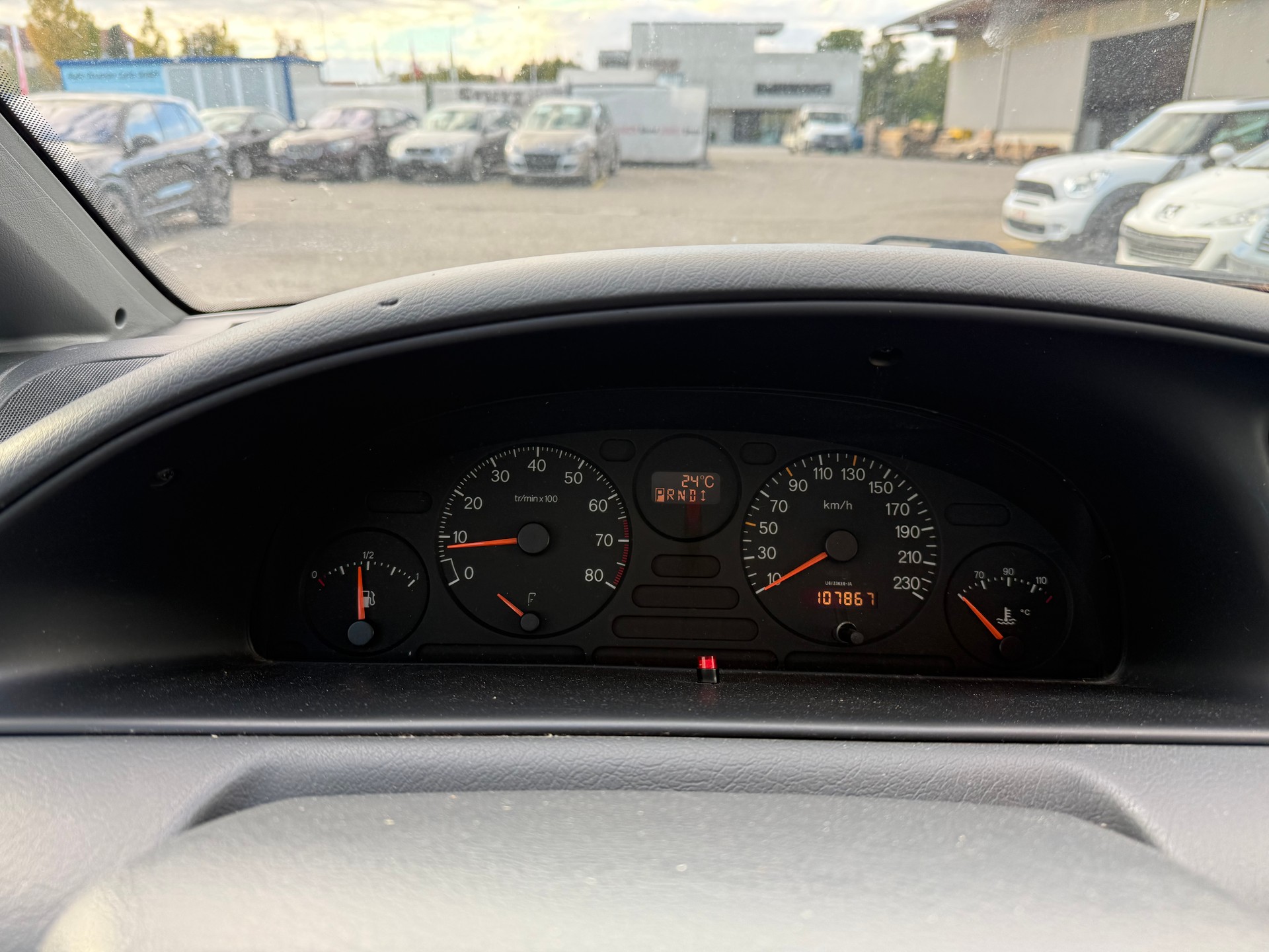 PEUGEOT Expert 2.0 220 C Swiss Pack-image-6