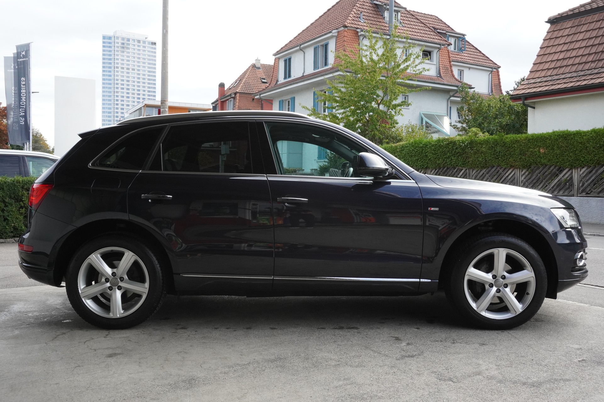 AUDI Q5 2.0 TFSI quattro tiptronic-image-4