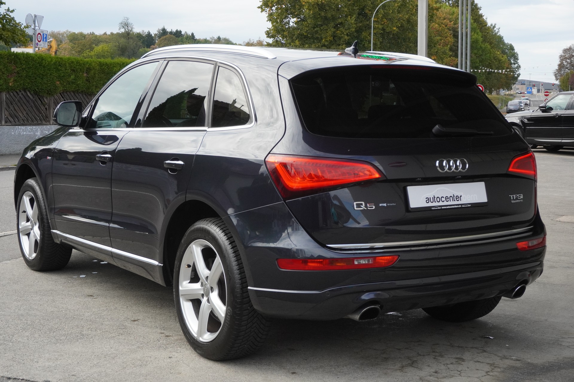 AUDI Q5 2.0 TFSI quattro tiptronic-image-6