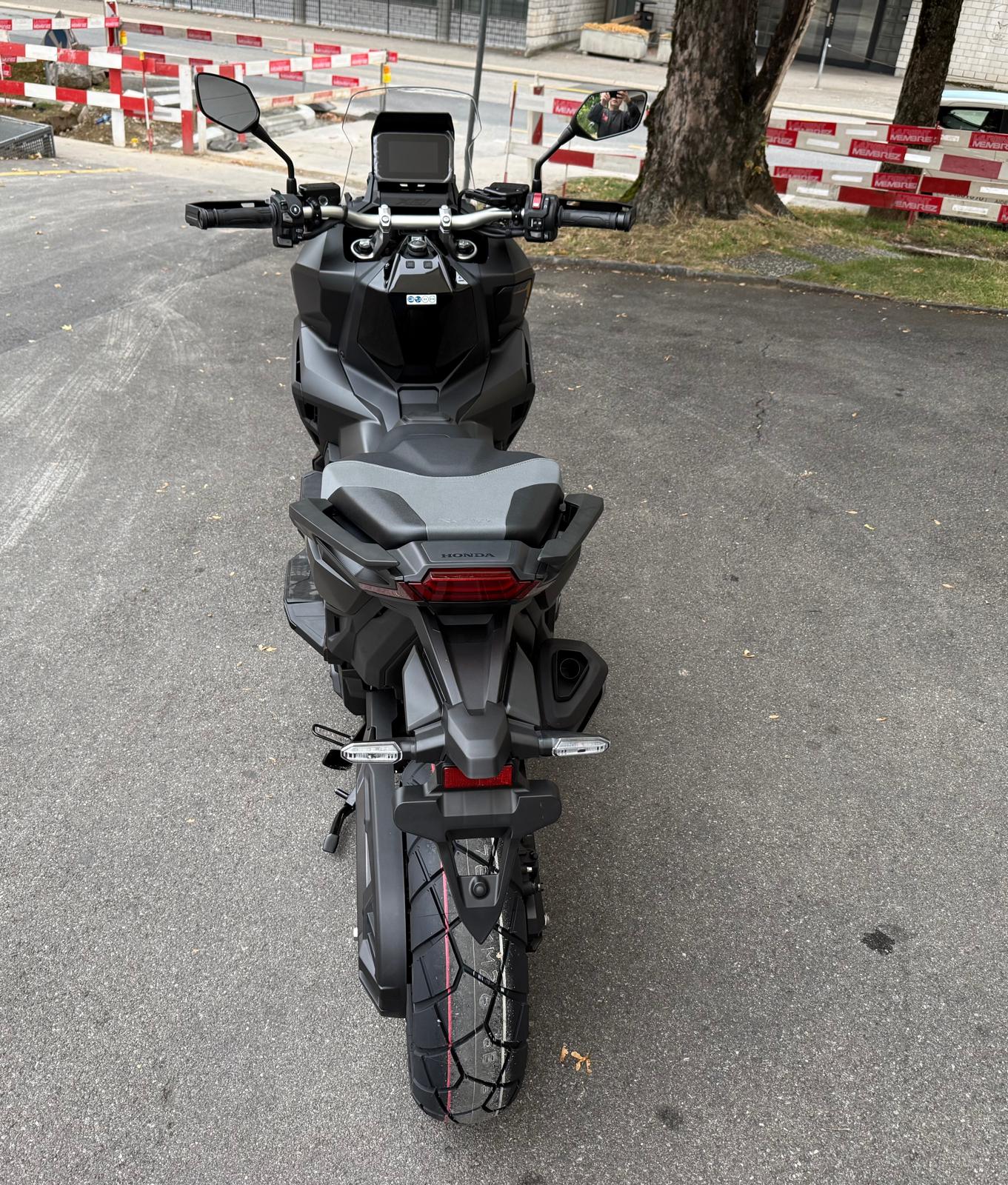 HONDA X-ADV 750 Edition 2027-image-8