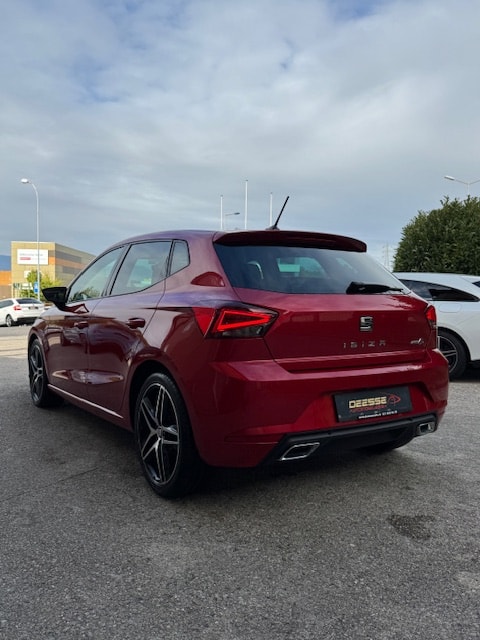 SEAT Ibiza 1.0 EcoTSI DSG Swiss FR-showroom-element-3