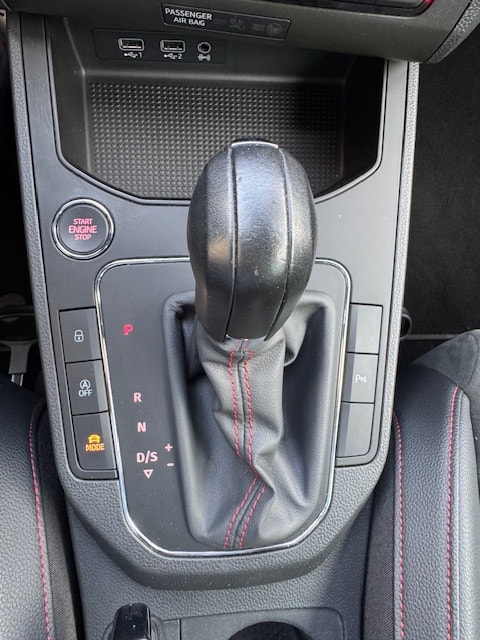 SEAT Ibiza 1.0 EcoTSI DSG Swiss FR-image-13