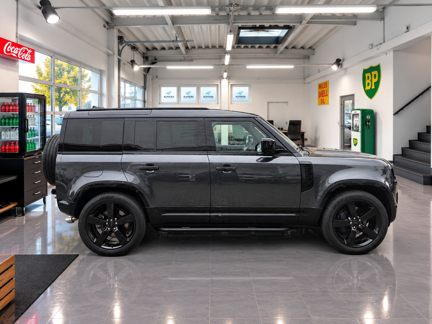 LAND ROVER Defender 110 425 V8 5.0 X AT8 4X4 426PS + Werksgarantie 03.2031-showroom-element-3