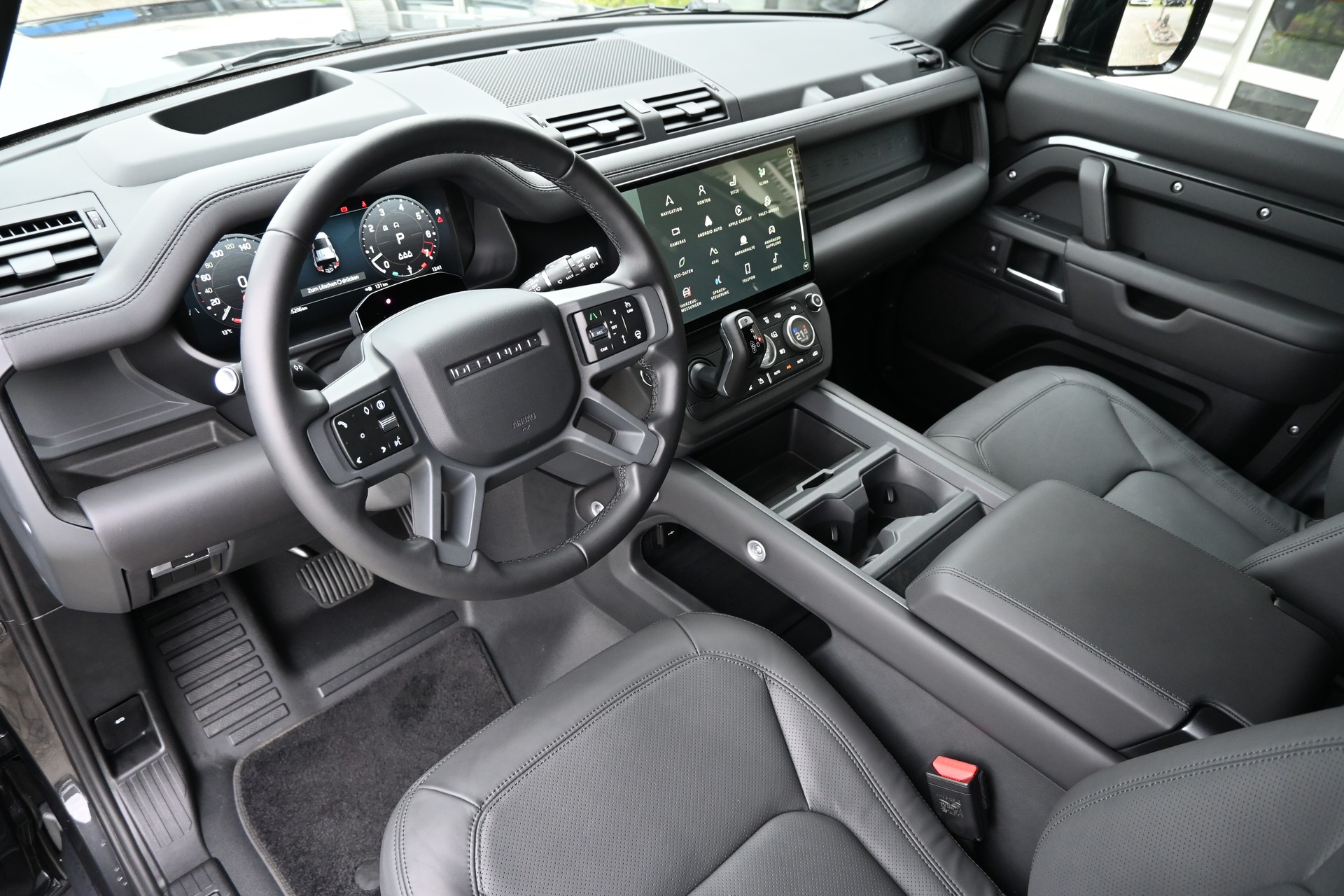 LAND ROVER Defender 110 425 V8 5.0 X AT8 4X4 426PS + Werksgarantie 03.2031-image-9