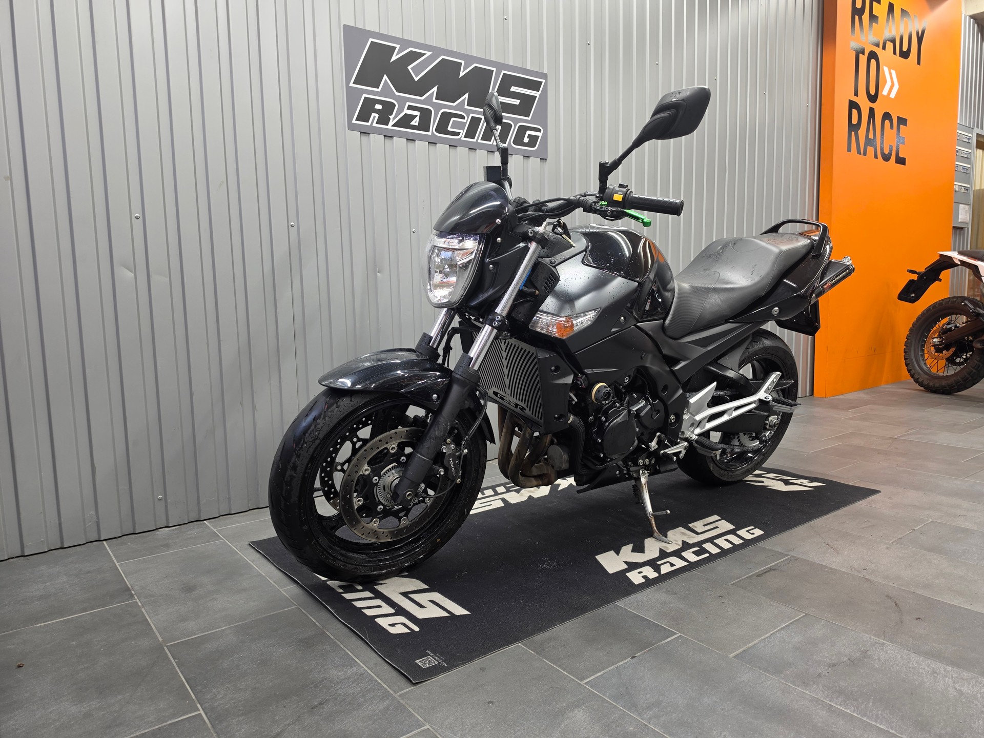 SUZUKI GSR 600 ABS K8-image-4