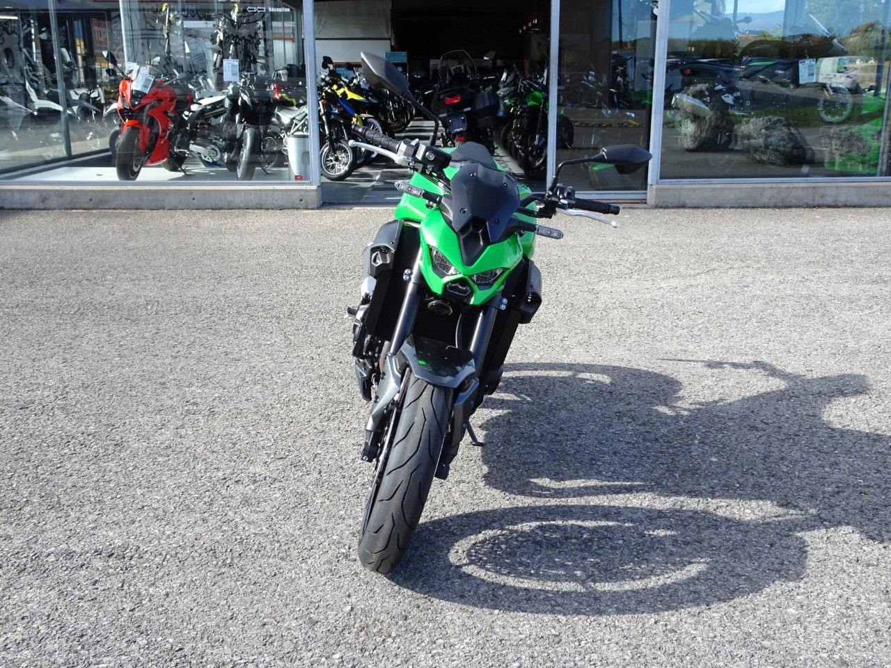 KAWASAKI Z 900-image-2