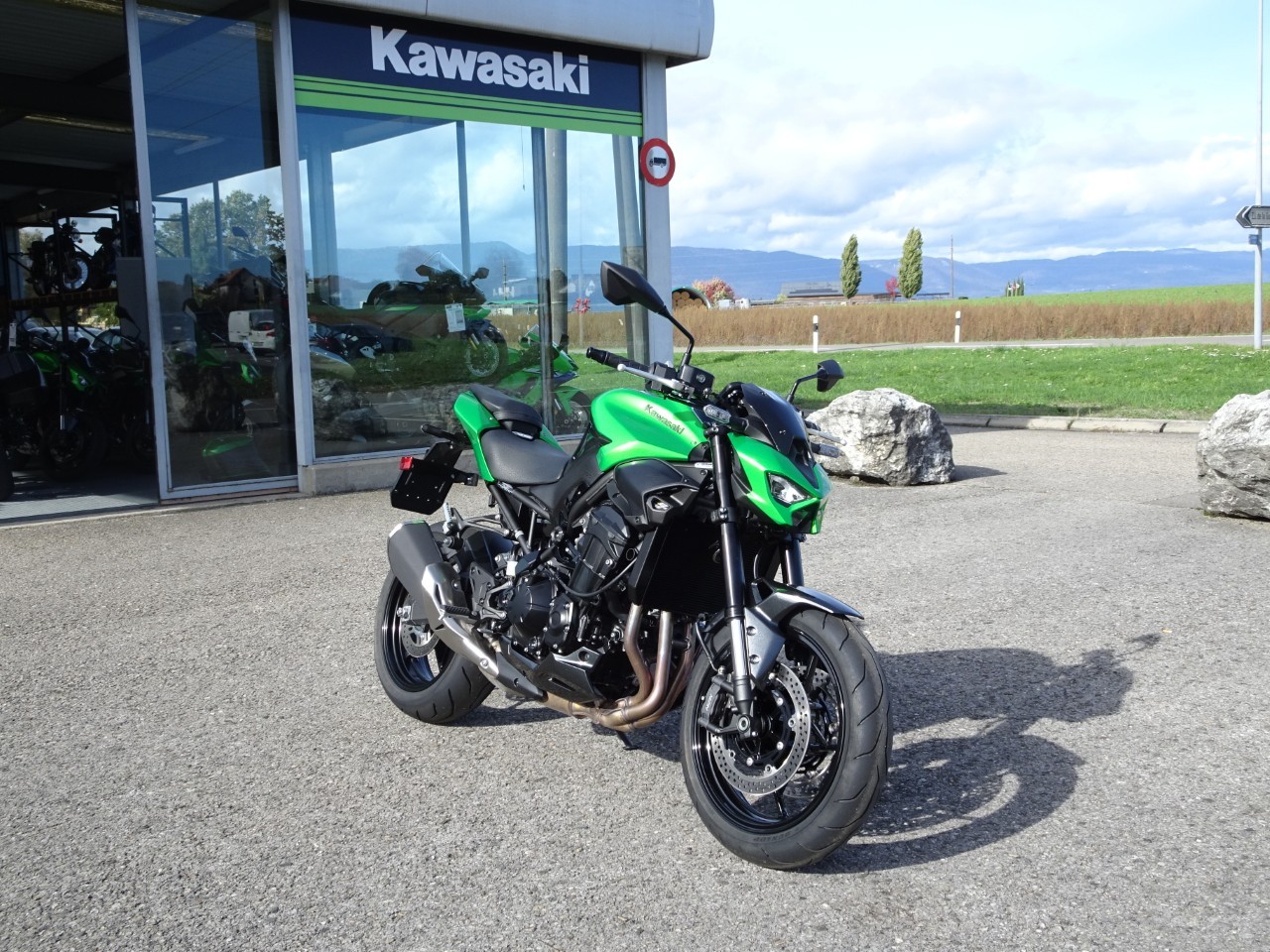KAWASAKI Z 900-image-1