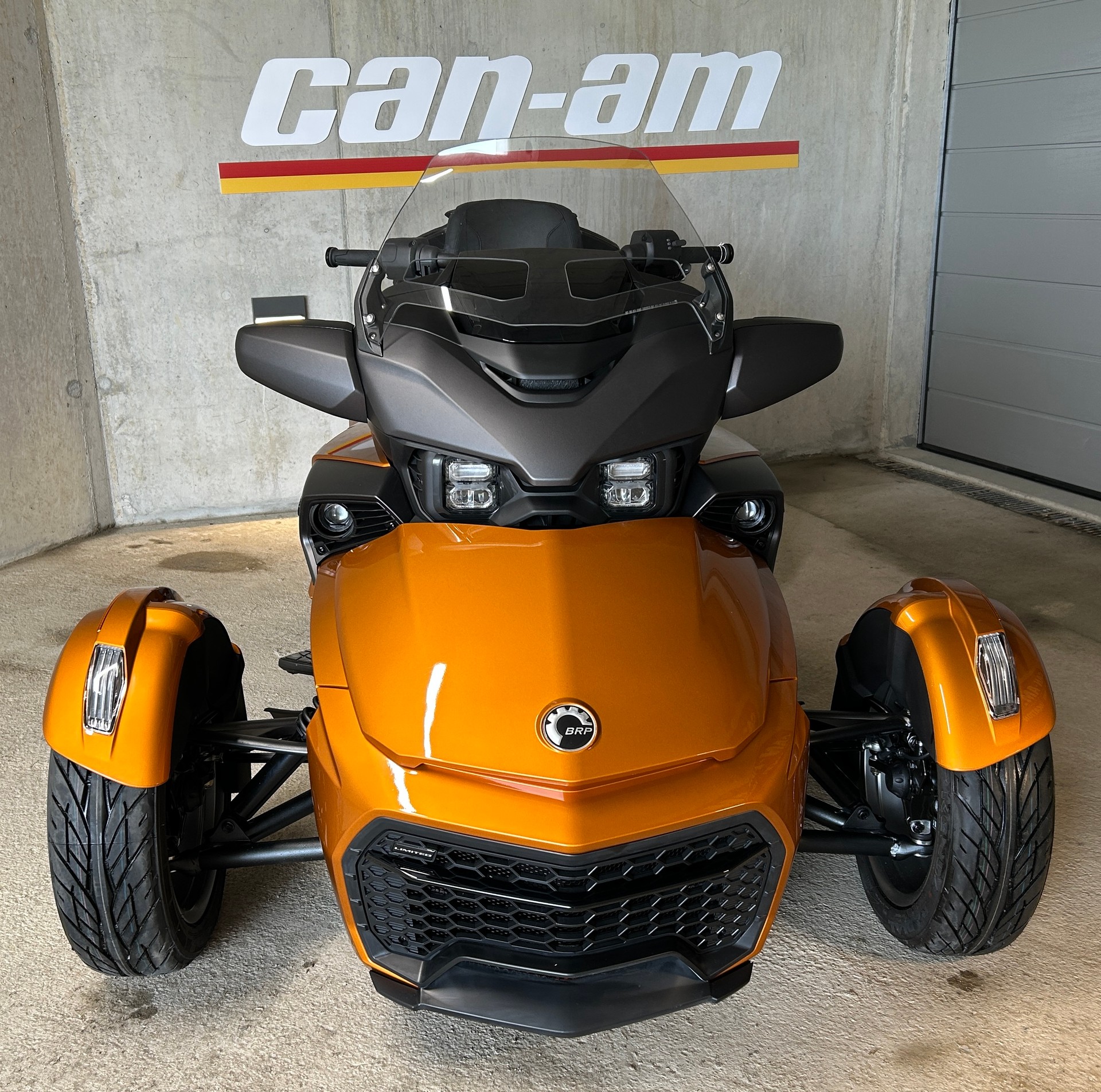 CAN-AM Spyder F3 Limited Special Series-image-1