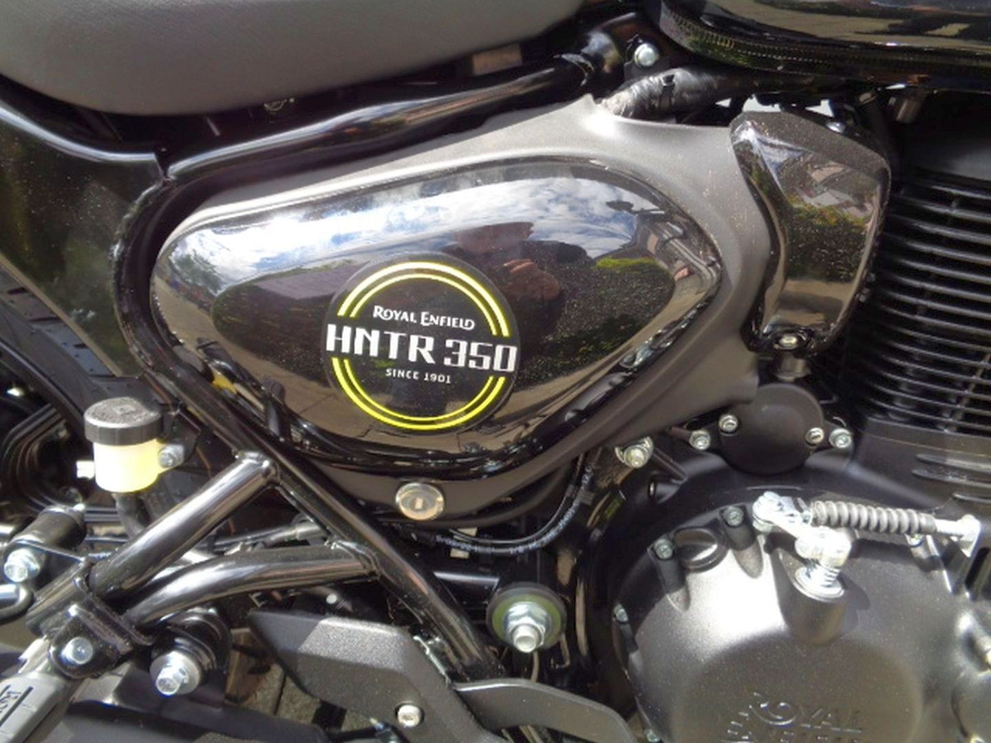 ROYAL ENFIELD HNTR 350 E5-image-8