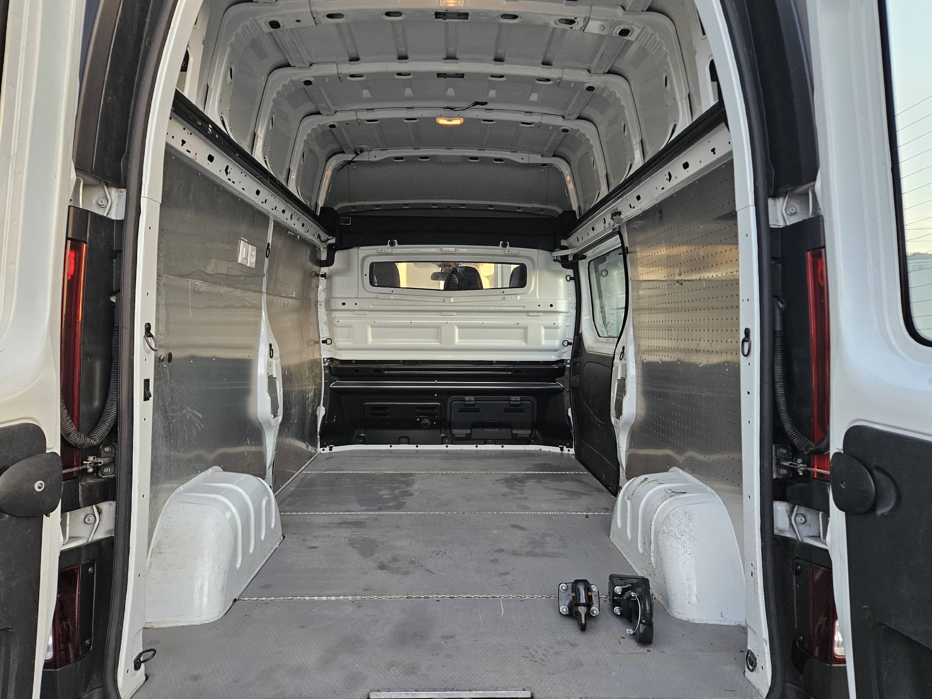 RENAULT Trafic Kaw. 2.9 t L2 H2 1.6 dCi 125 TwinTurbo *Hochdach*Standheizung*Optimal für Netzbautechnik*-image-6