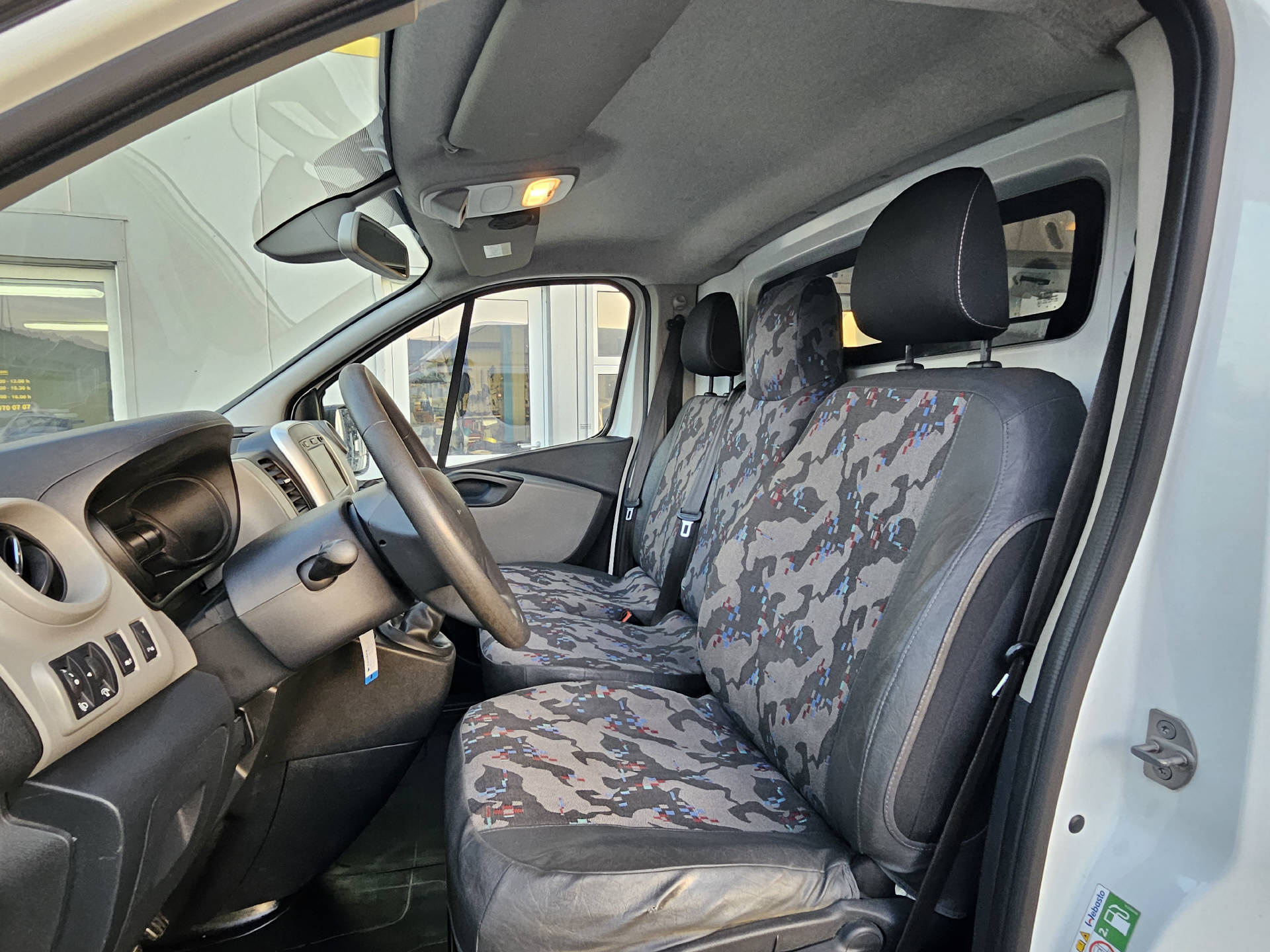 RENAULT Trafic Kaw. 2.9 t L2 H2 1.6 dCi 125 TwinTurbo *Hochdach*Standheizung*Optimal für Netzbautechnik*-image-11