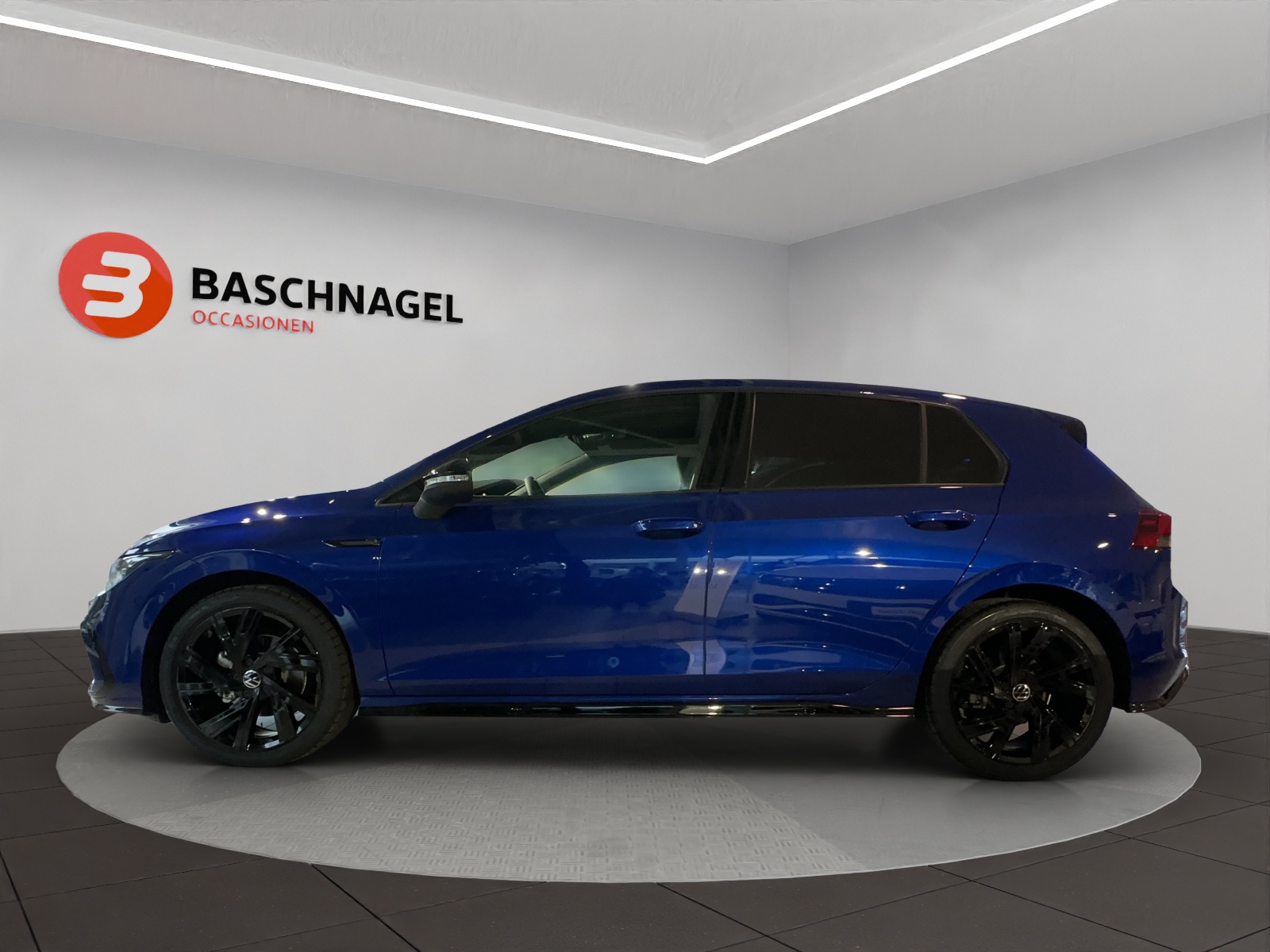 VW Golf 1.5 eTSI mHEV ACT R-Line DSG-showroom-element-1