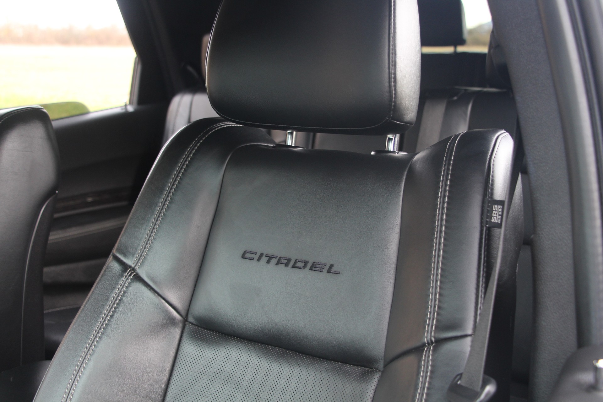 DODGE Durango 5.7 V8 Hemi Citadel AWD-image-15