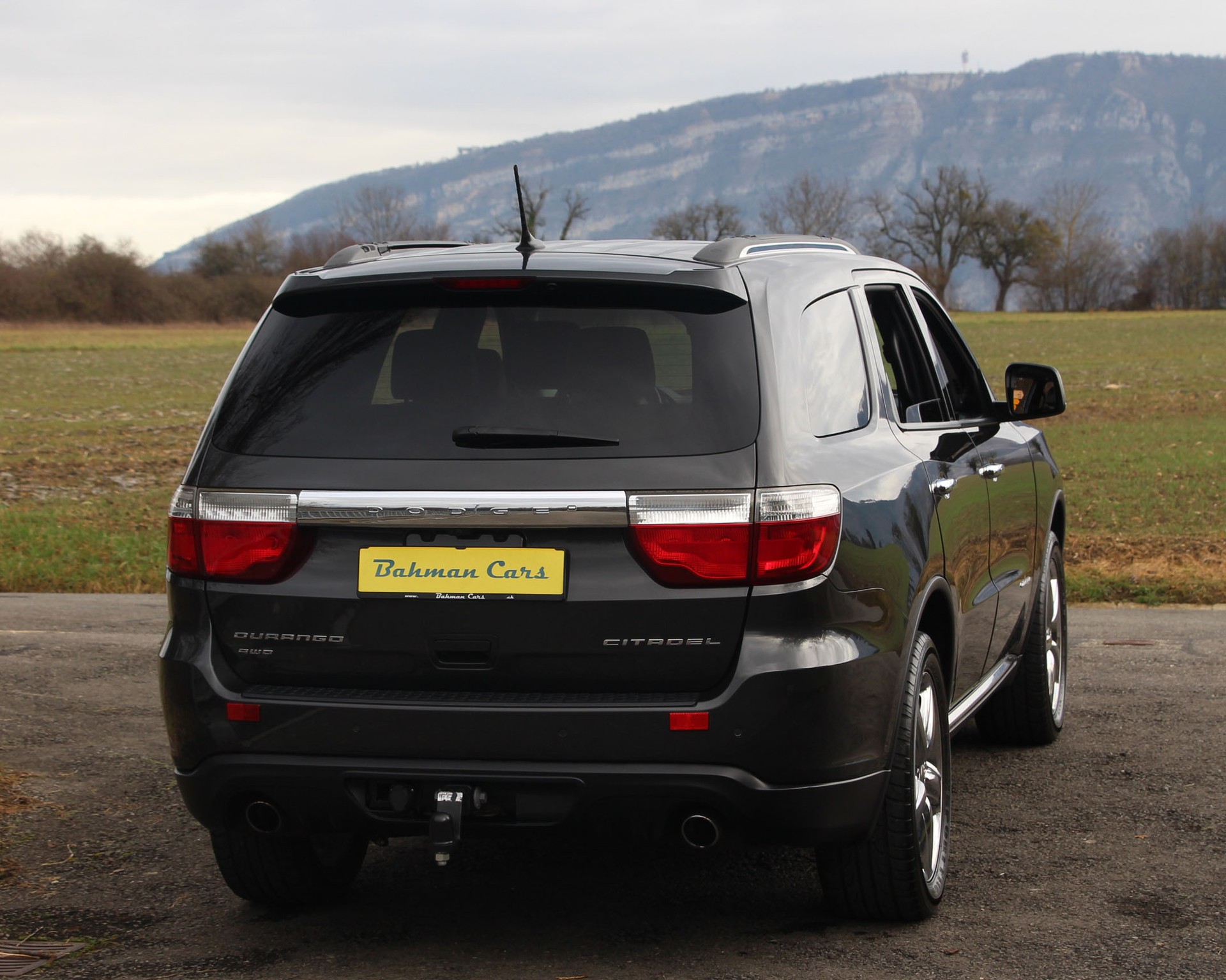 DODGE Durango 5.7 V8 Hemi Citadel AWD-showroom-element-3