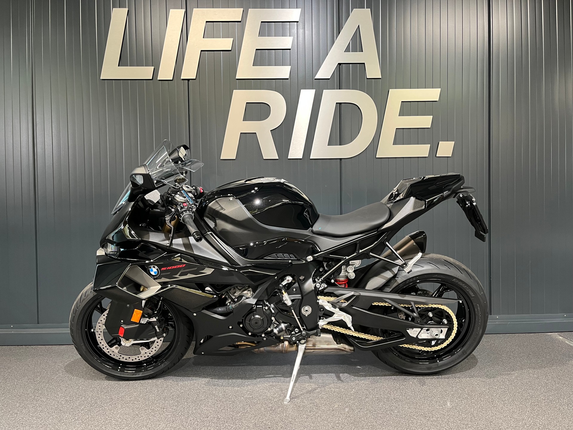 BMW S 1000 RR-image-2