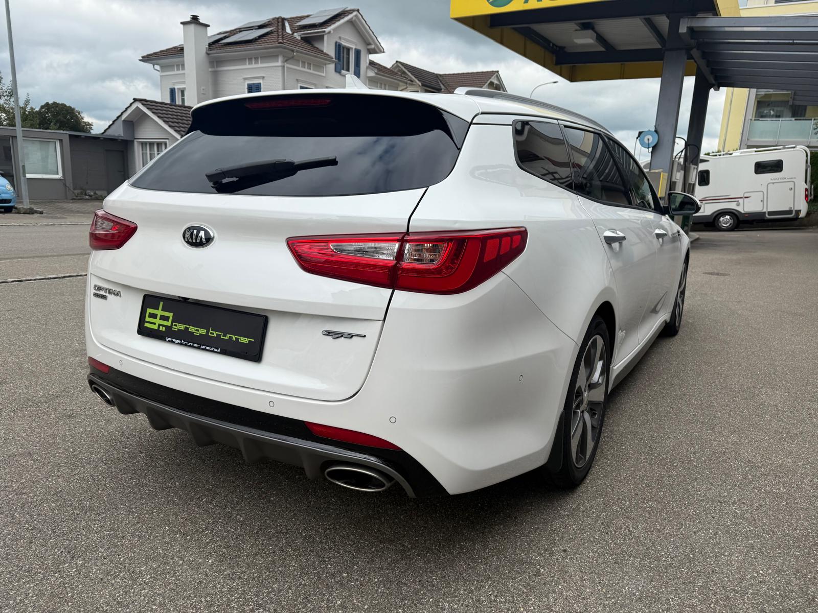 KIA Optima SW 2.0 T-GDI Style GT Automat-image-6