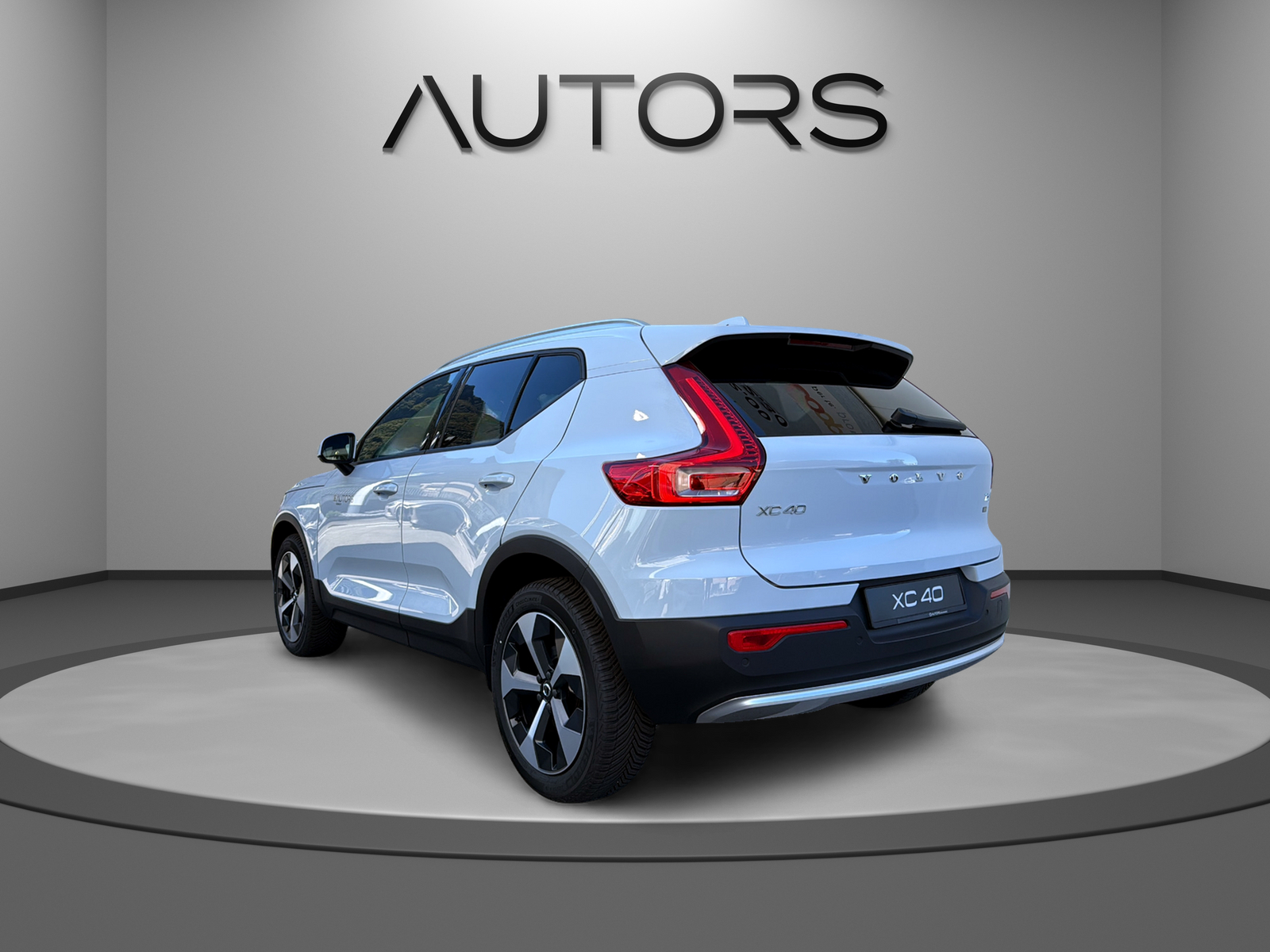 VOLVO XC40 T2 Core Xcite-showroom-element-2
