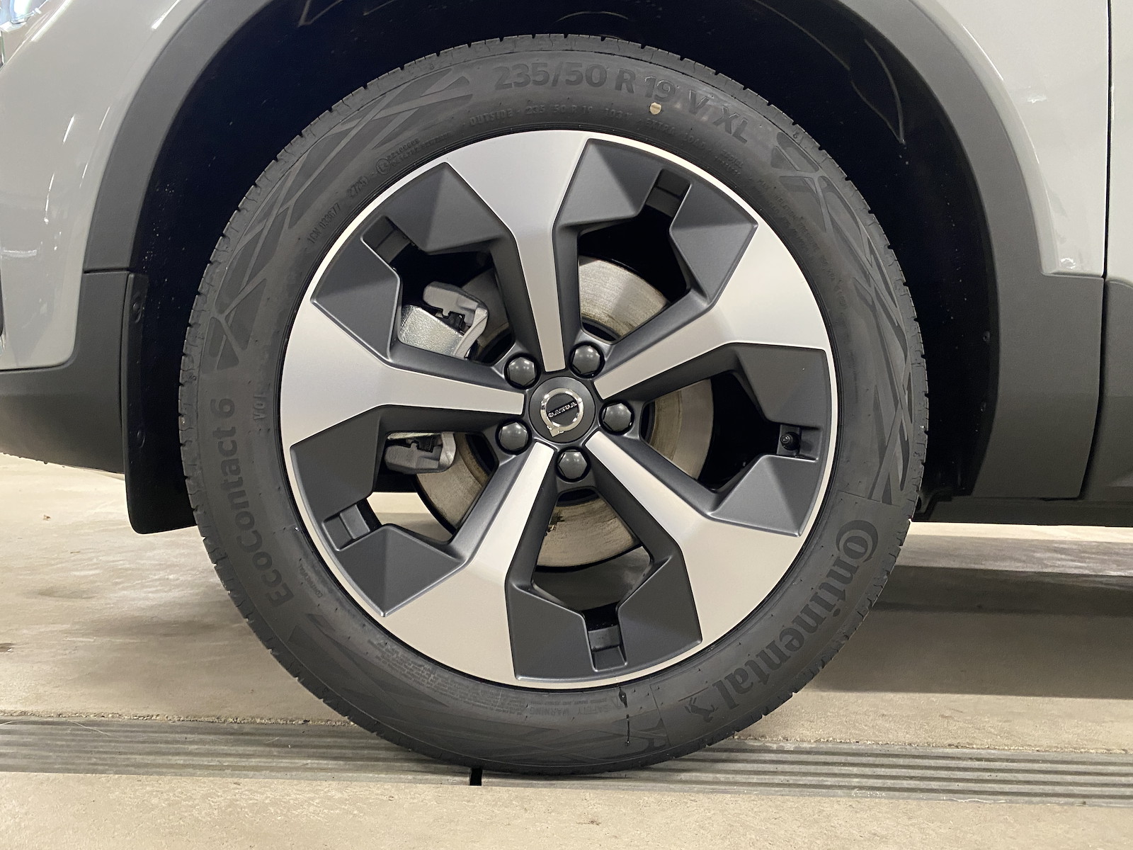 VOLVO XC40 2.0 B3 MH XCITE-image-15