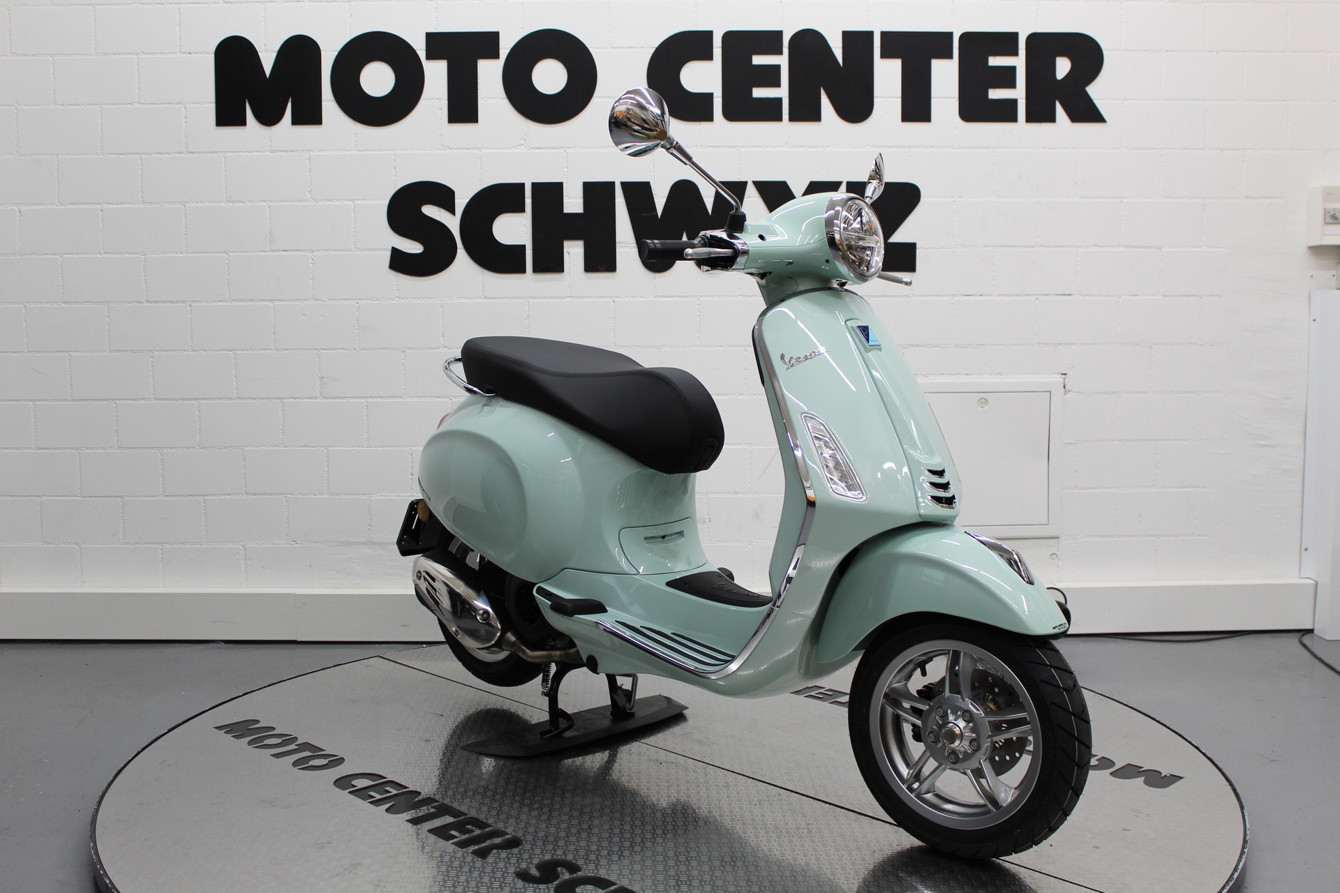 PIAGGIO Vespa 125 Primavera ABS-image-1