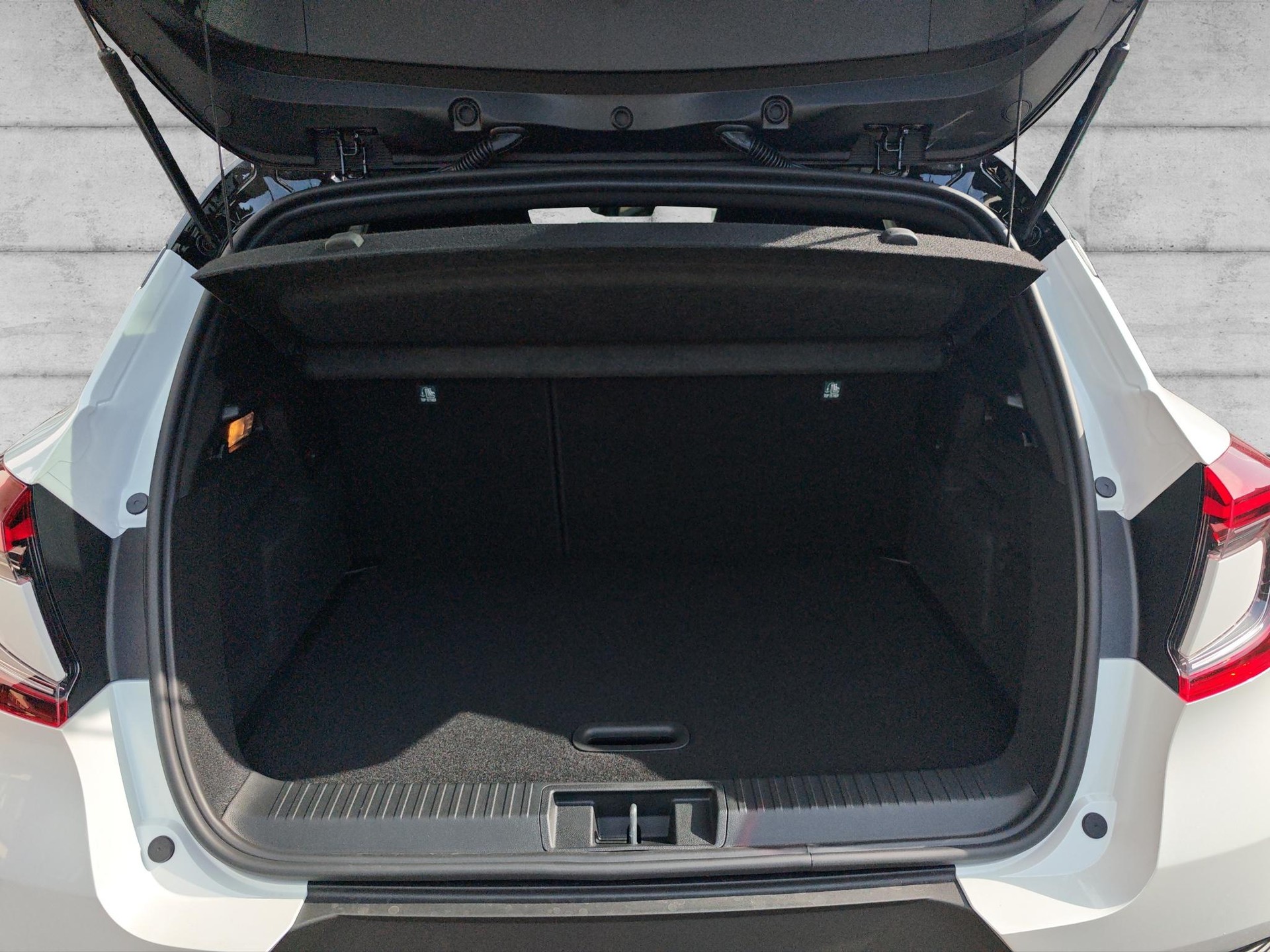MITSUBISHI ASX 1.8 HEV Instyle-image-9