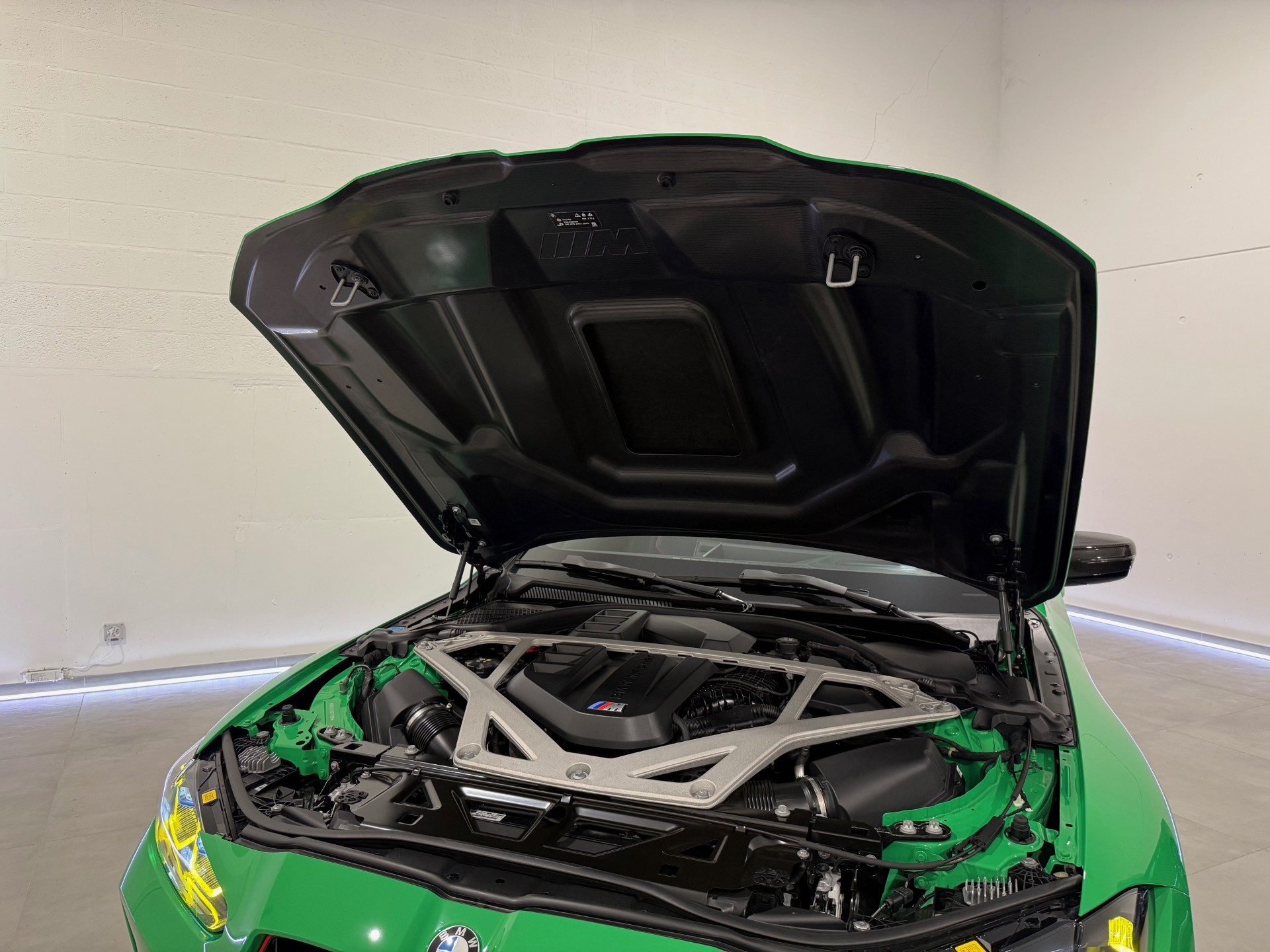 BMW M3 CS Signal Green-image-3
