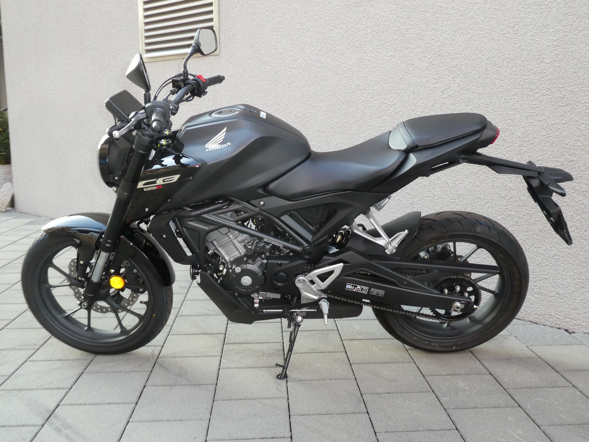 HONDA CB 125 R-image-4