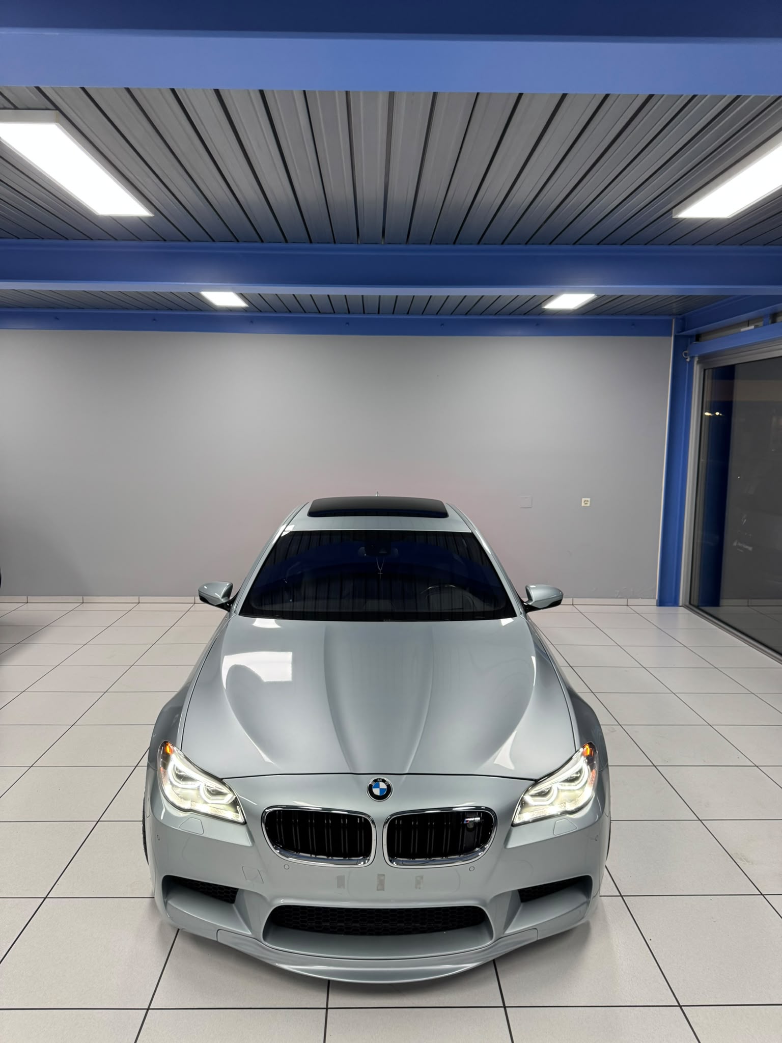 BMW M5 Drivelogic