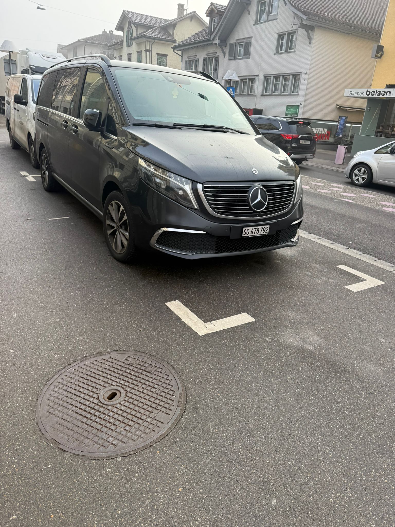 MERCEDES-BENZ EQV 300 Avantgarde lang