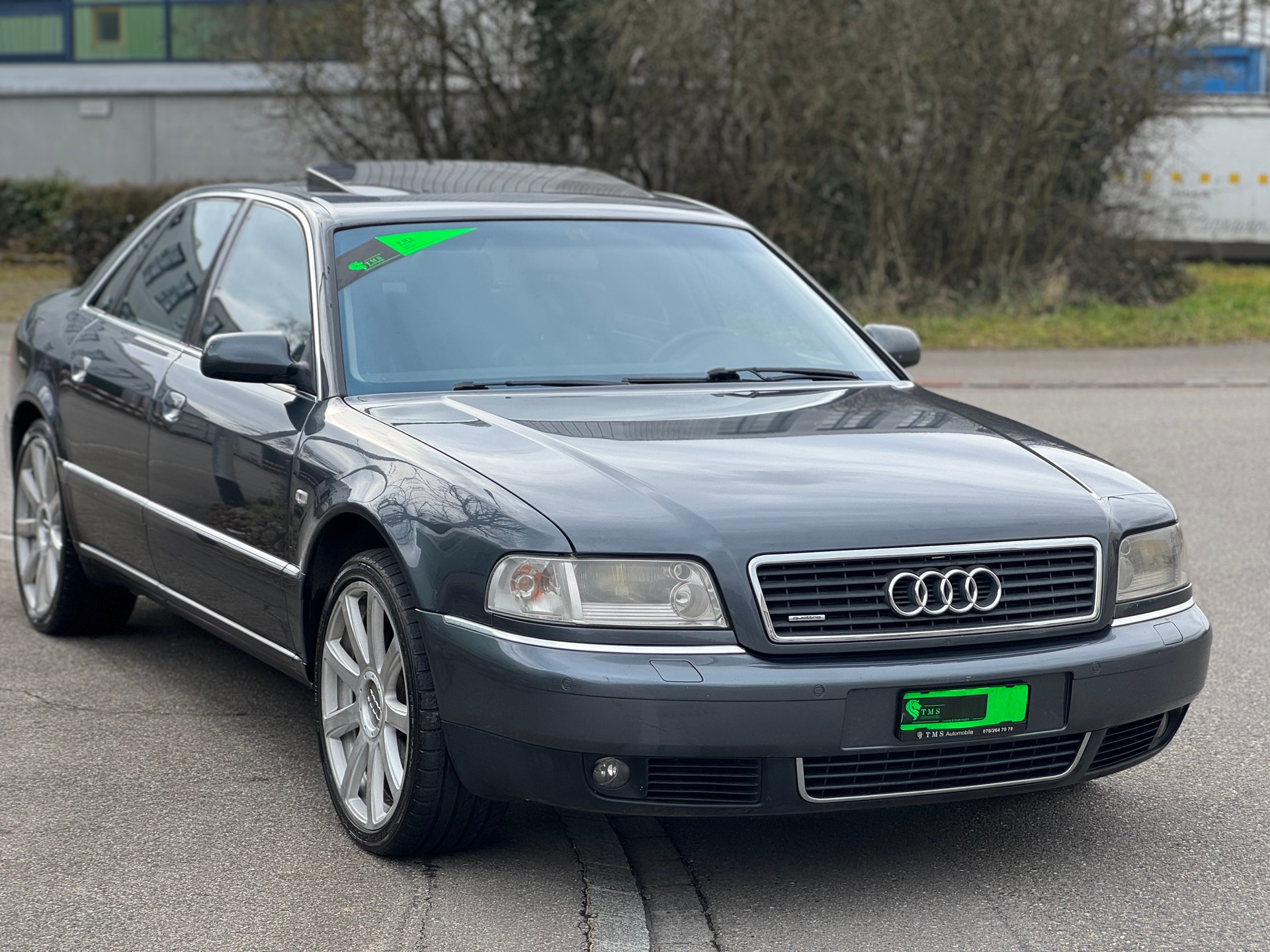 AUDI A8 3.3 TDI quattro tiptronic