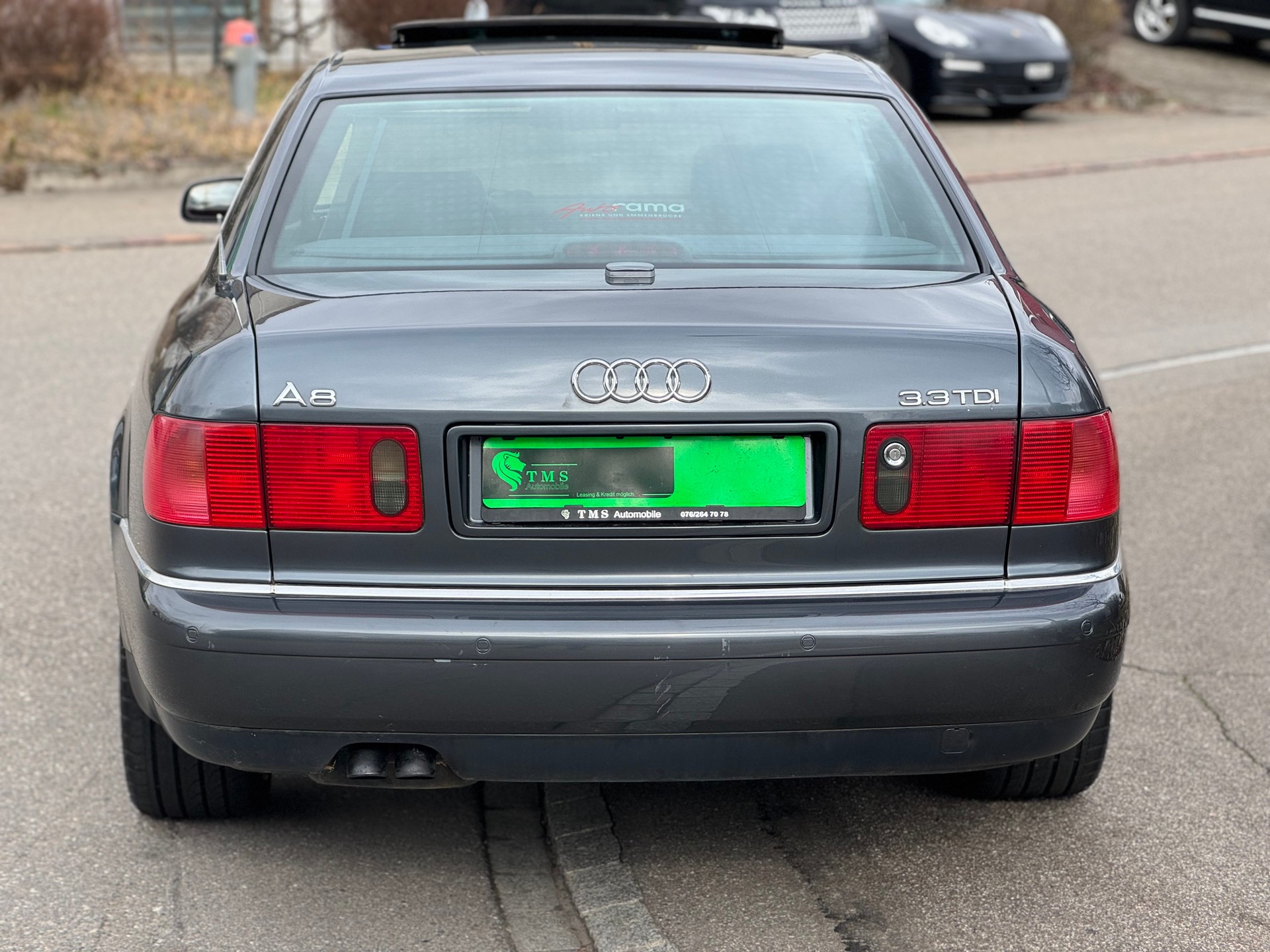 AUDI A8 3.3 TDI quattro tiptronic-image-4