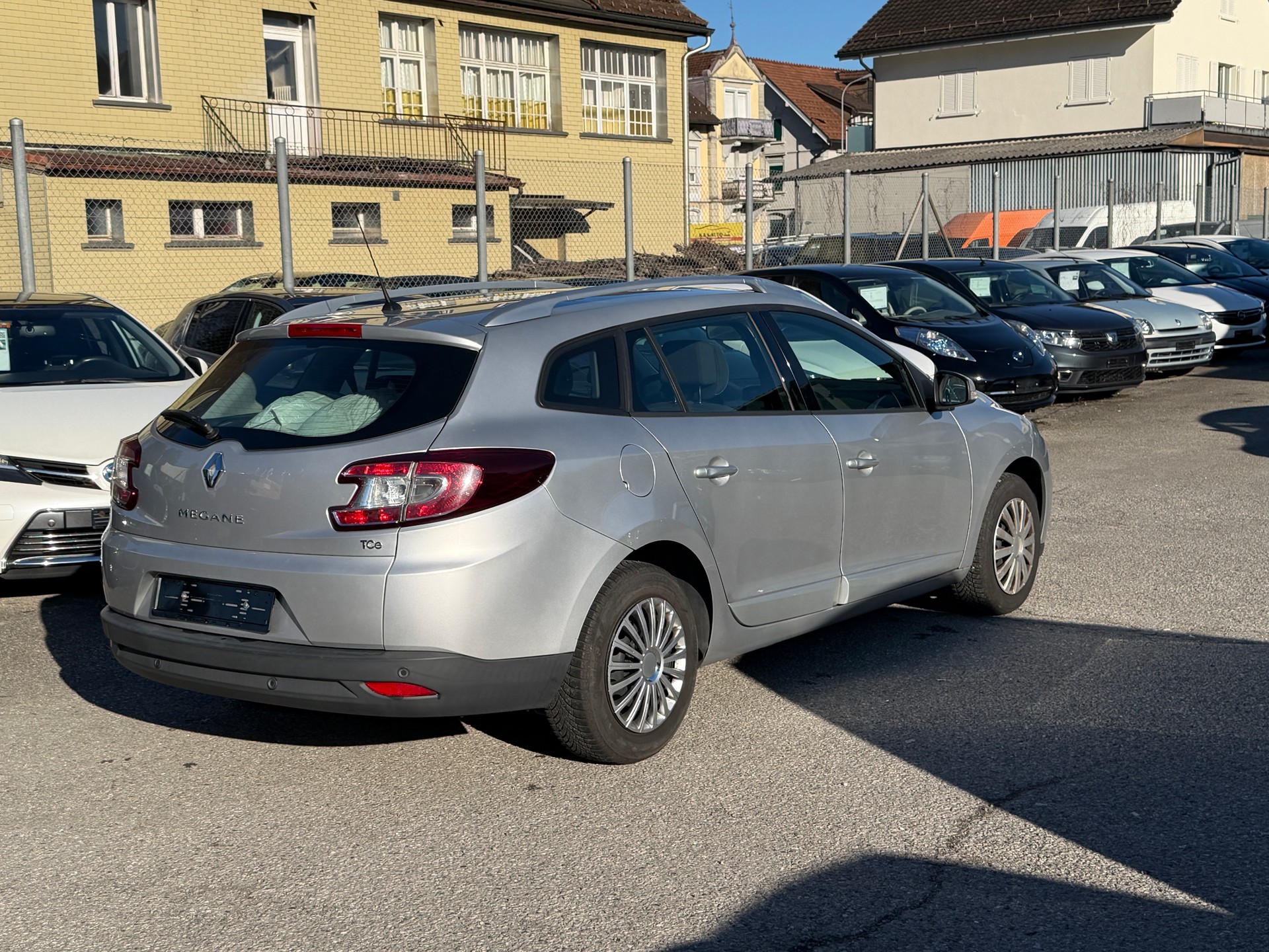 RENAULT Mégane Grandtour 1.2 16V Turbo Dynamique-image-13