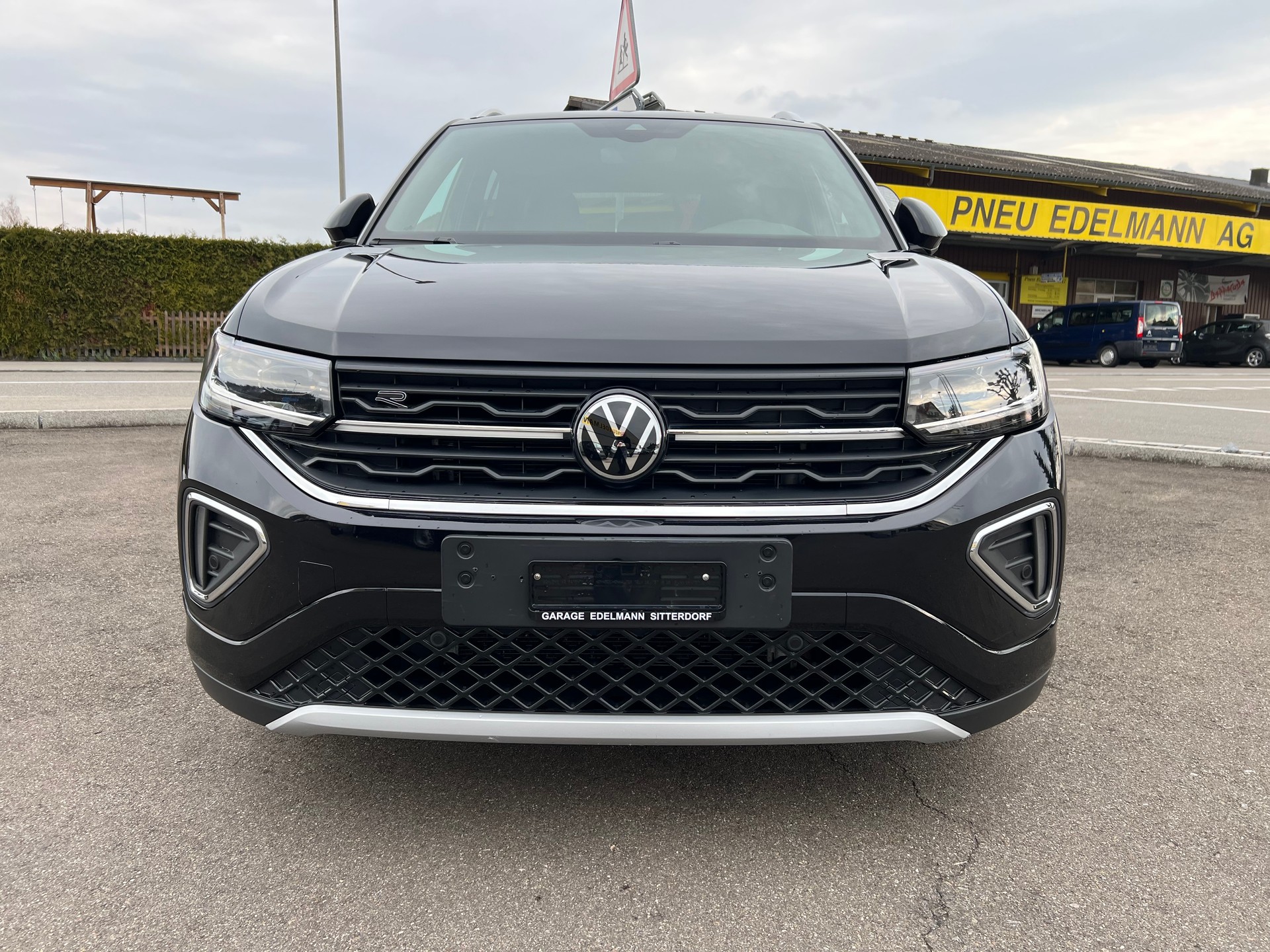 VW T-Cross 1.5 TSI EVO ACT R-Line DSG-showroom-element-1