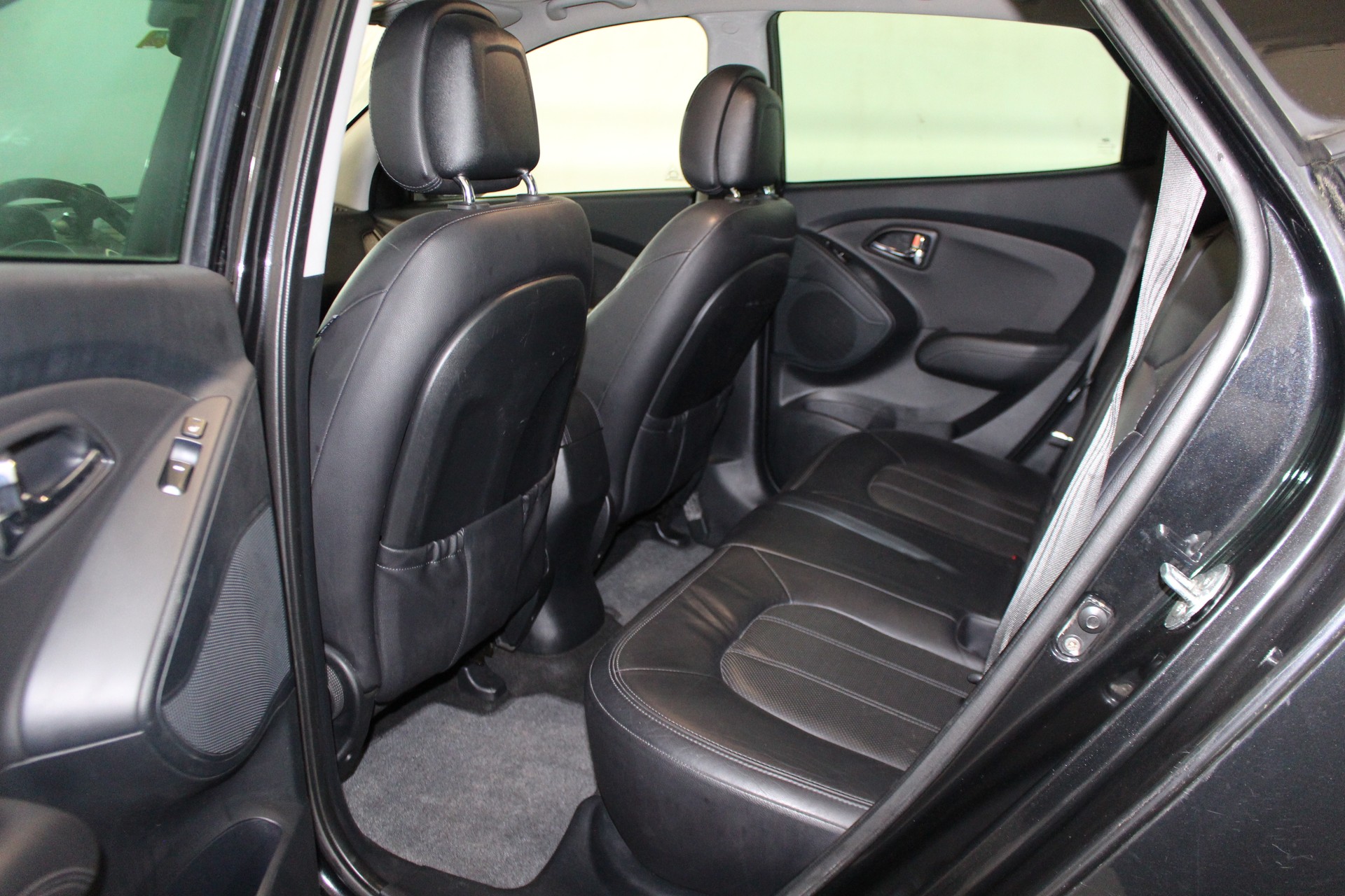 HYUNDAI ix35 2.0 CRDi 184 Premium 4WD-image-7