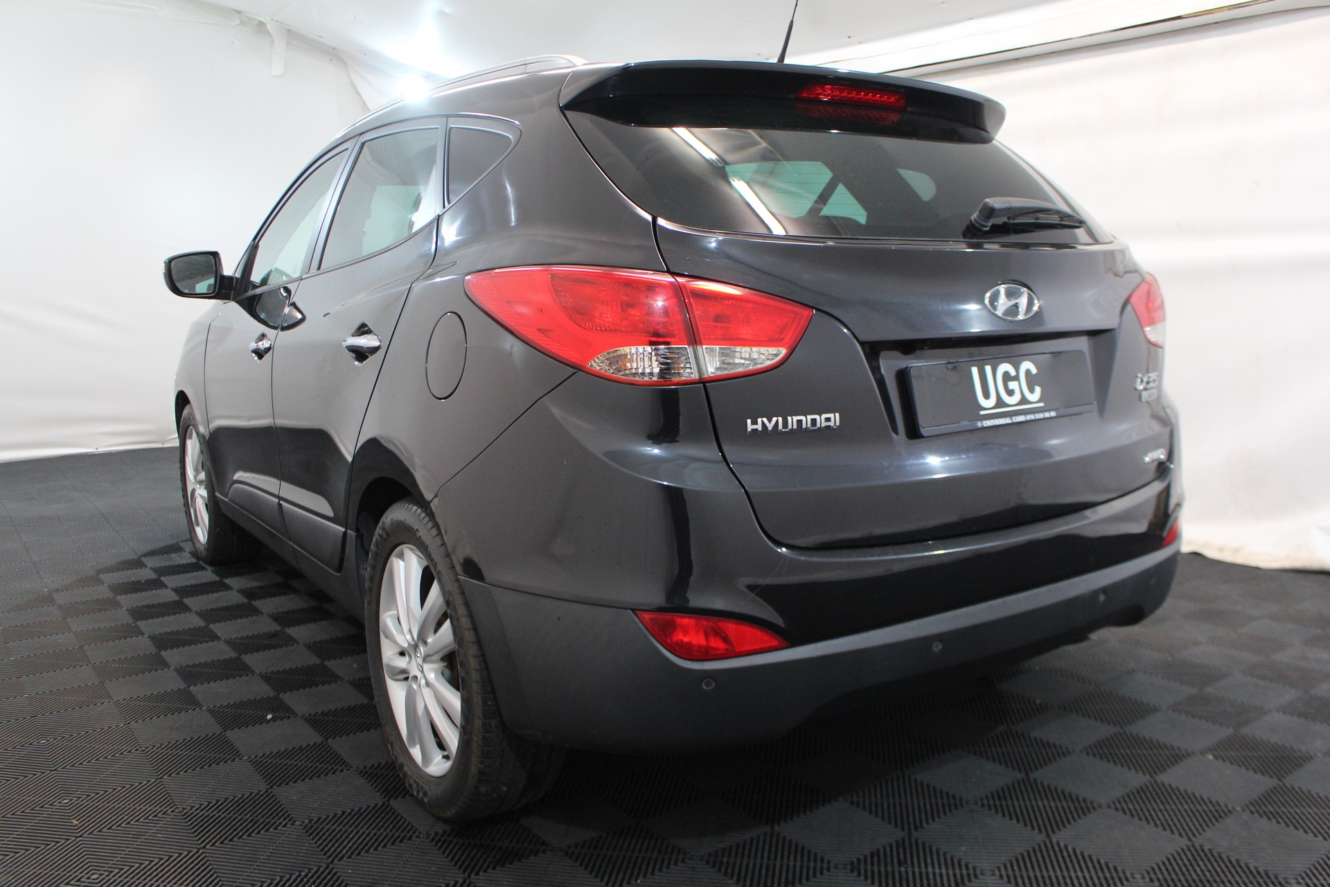 HYUNDAI ix35 2.0 CRDi 184 Premium 4WD-showroom-element-3